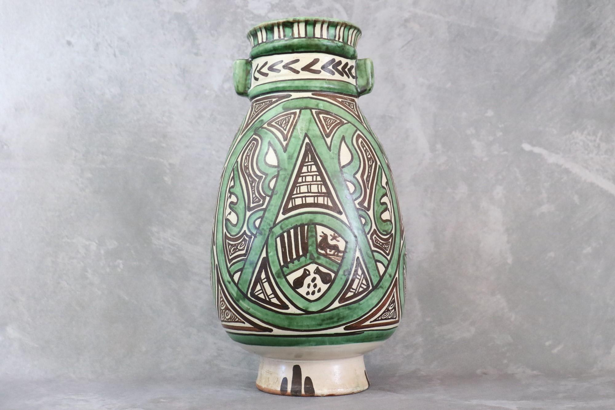 20th Century Spanish Mid-Century Ceramic Vase, Signed Punter, Hand Painted Domingo Punter For Sale