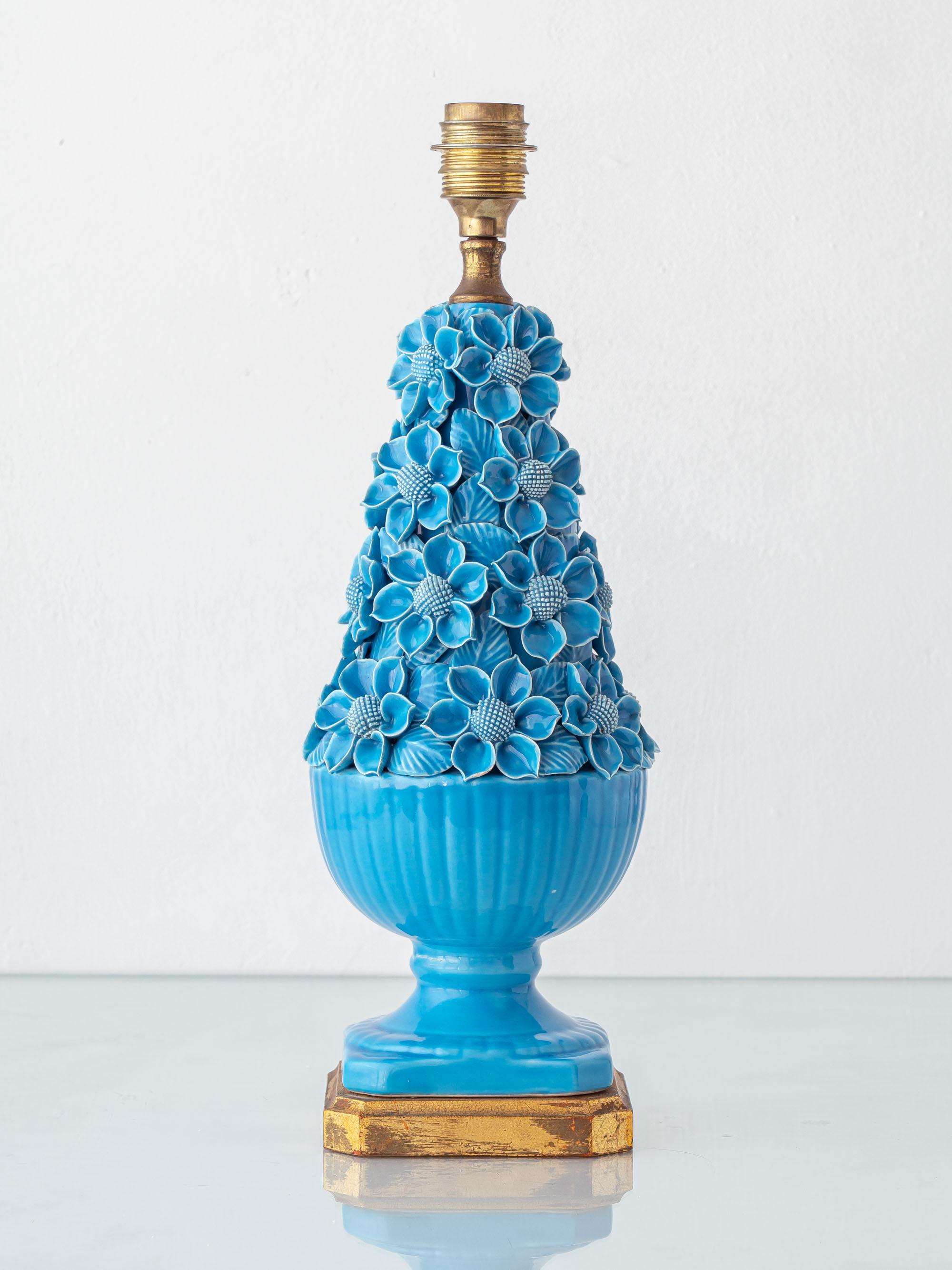 Spanish Mid-Century Manises Turquoise Glazed Ceramic Floral Table Lamp For Sale 2