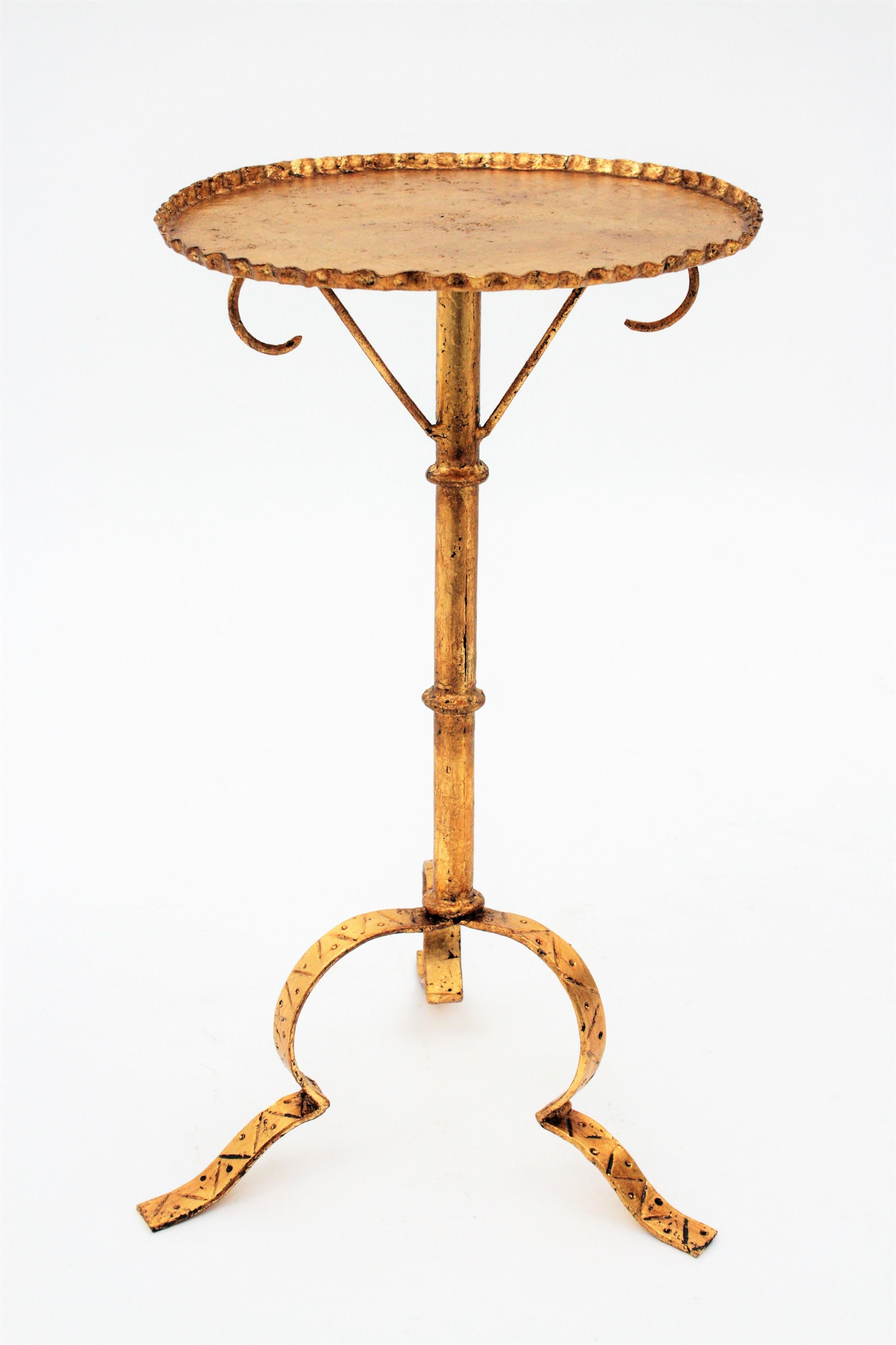 Spanish Mid-Century Modern Gold Leaf Gilt Iron Drinks Table, Side Table or Stand 2