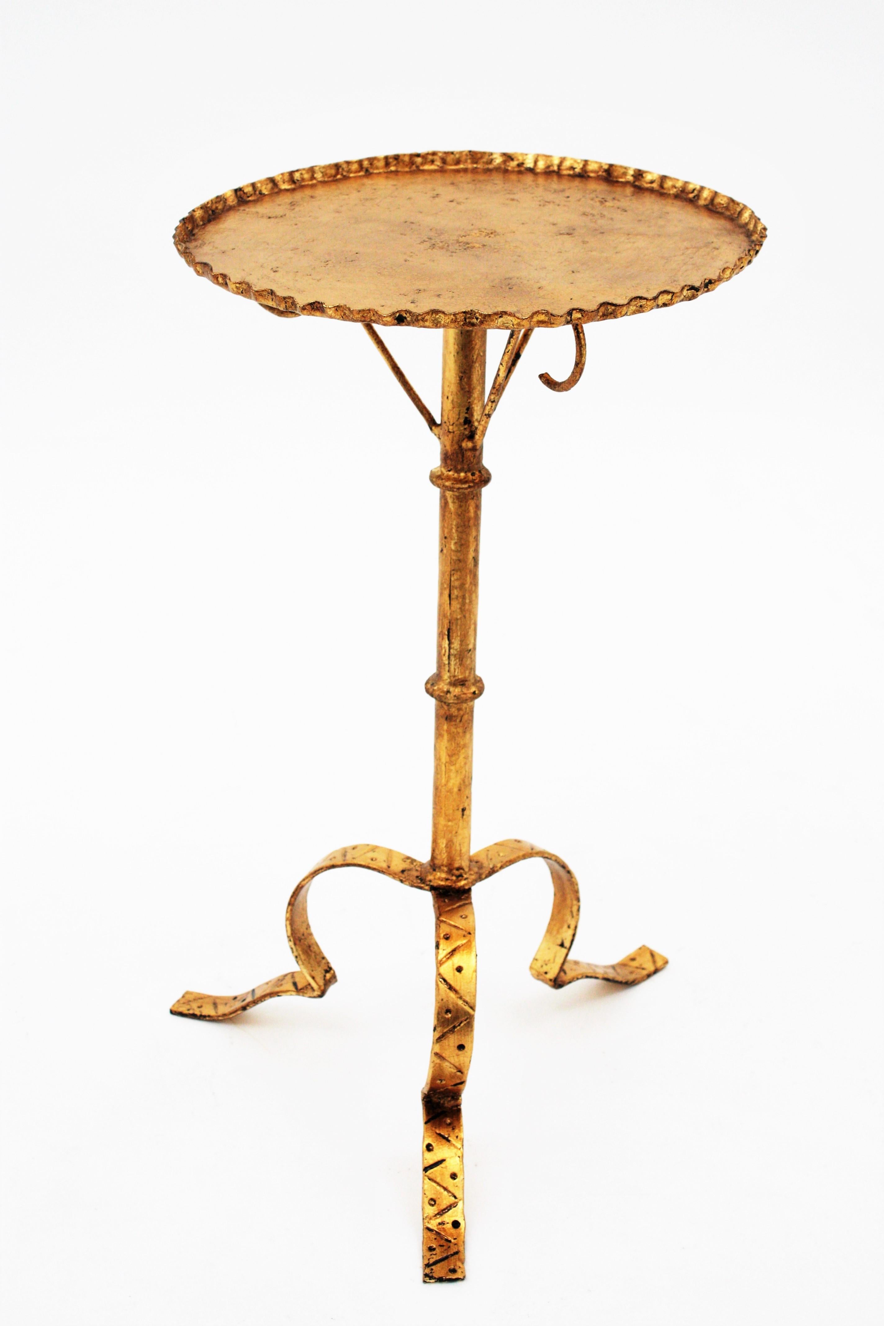 Spanish Mid-Century Modern Gold Leaf Gilt Iron Drinks Table, Side Table or Stand 4