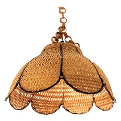 Lampe pendante espagnole en rotin tressé avec palmier:: moderne du milieu du siècle dernier