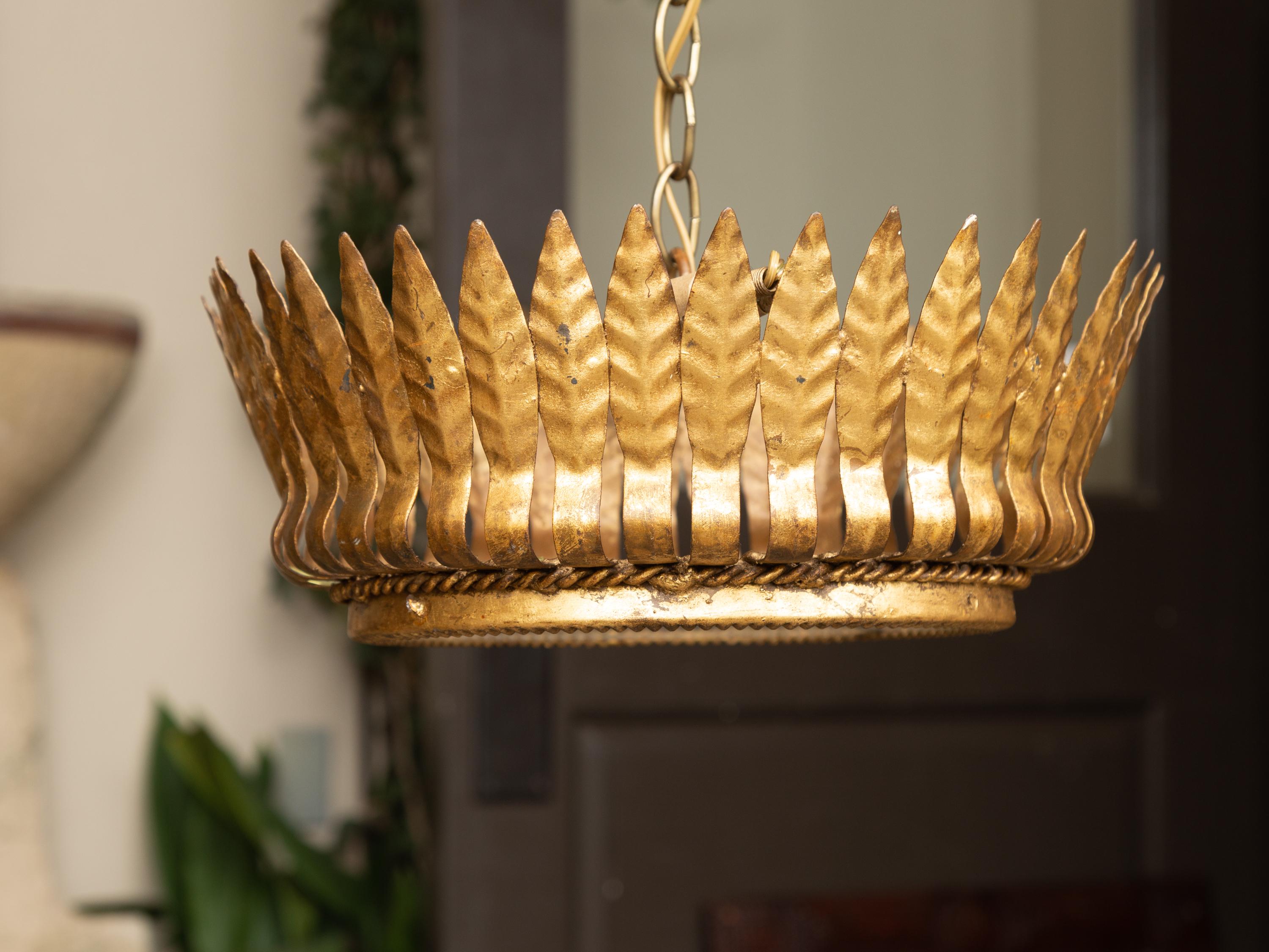 Spanish Midcentury Gilt Metal Chandelier with Frosted Glass and Leaf Motifs 10