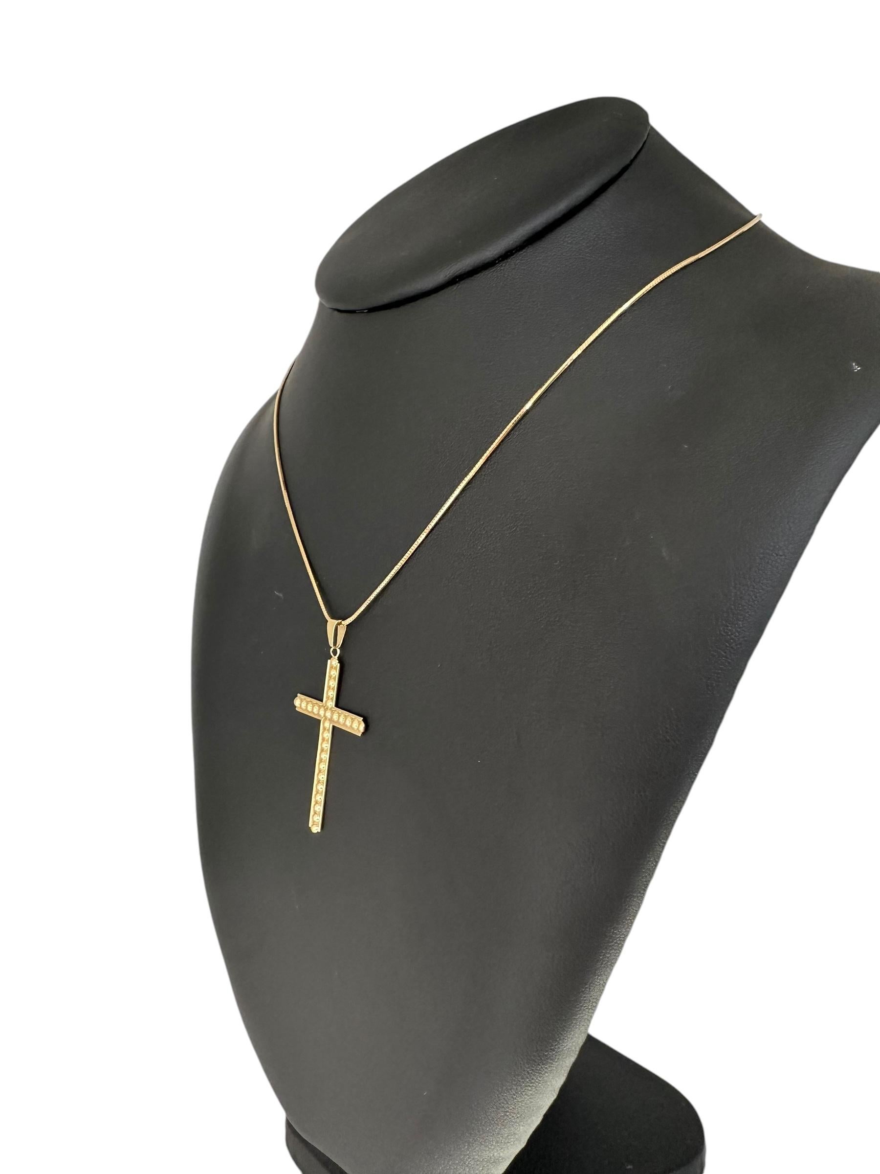Croix bulle moderne espagnole en or jaune 18 carats en vente 1