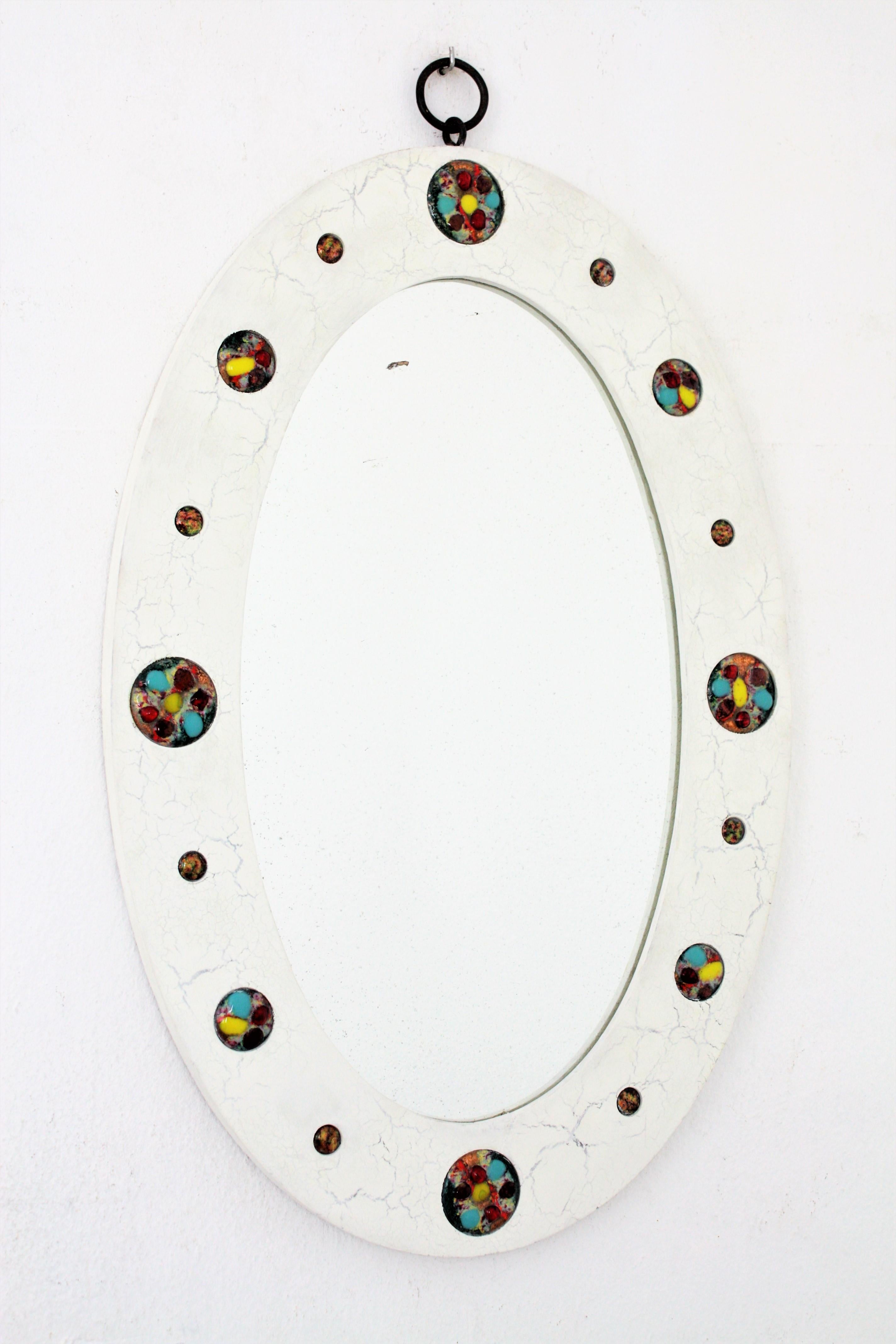 Oval Wall Mirror with Enamel Multi-Color Decorations, 1960s In Good Condition For Sale In Barcelona, ES