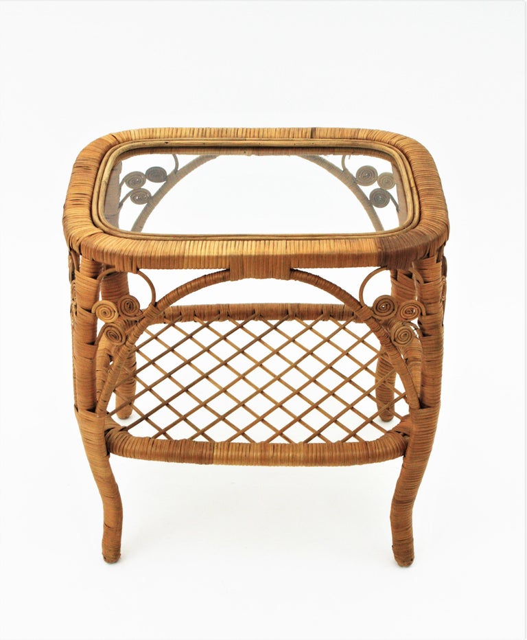 Spanish Side Table or Nightstand in Rattan and Wicker For Sale at 1stDibs