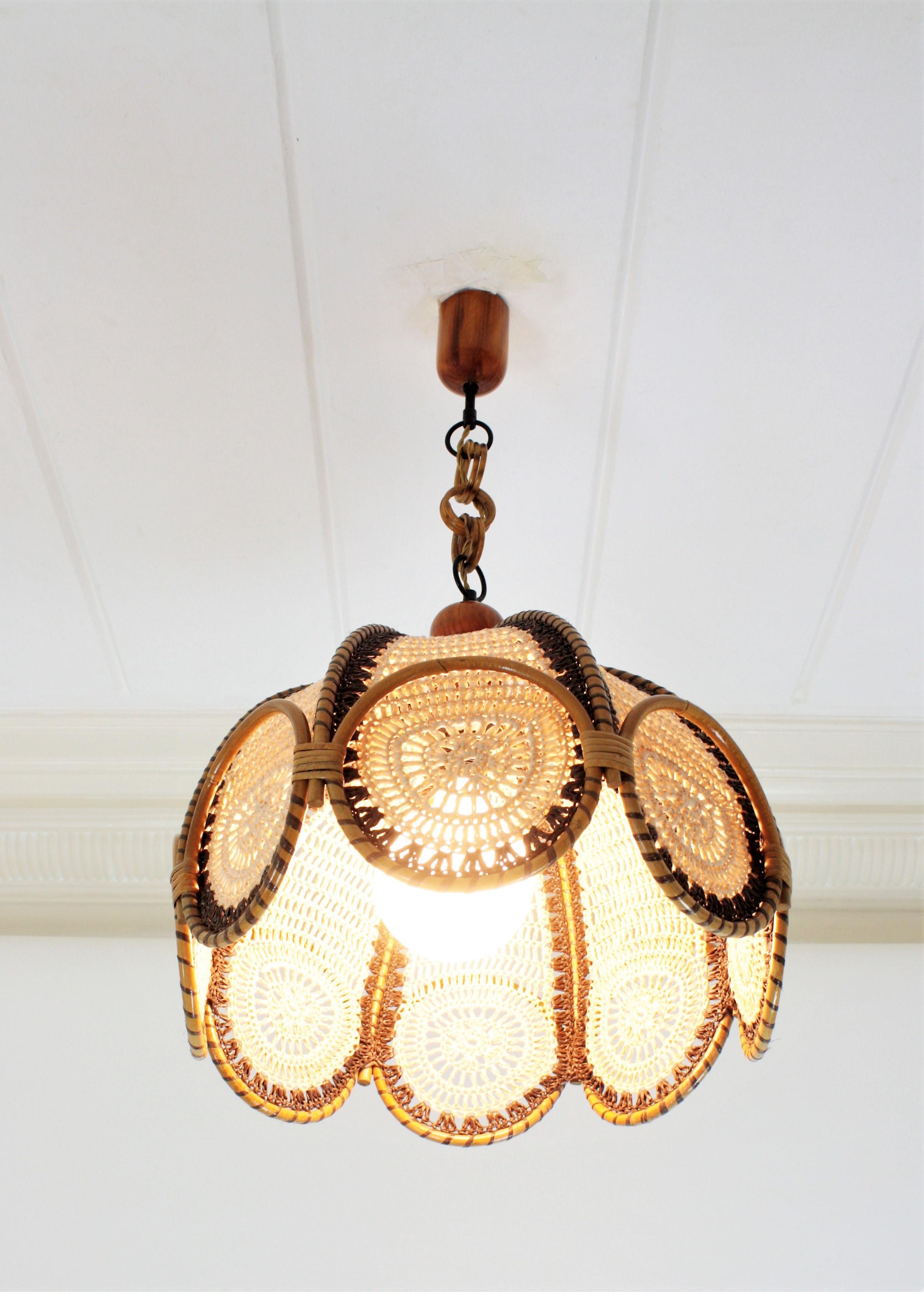 20th Century Spanish Modernist Beige and Brown Macramé Large Pendant Lamp with Rattan Rings