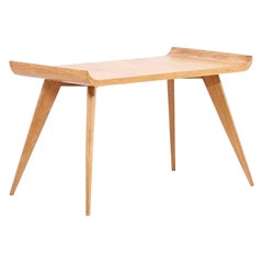 Tavolino a pagoda modernista spagnolo in Oak di Manuel Barbero 1953