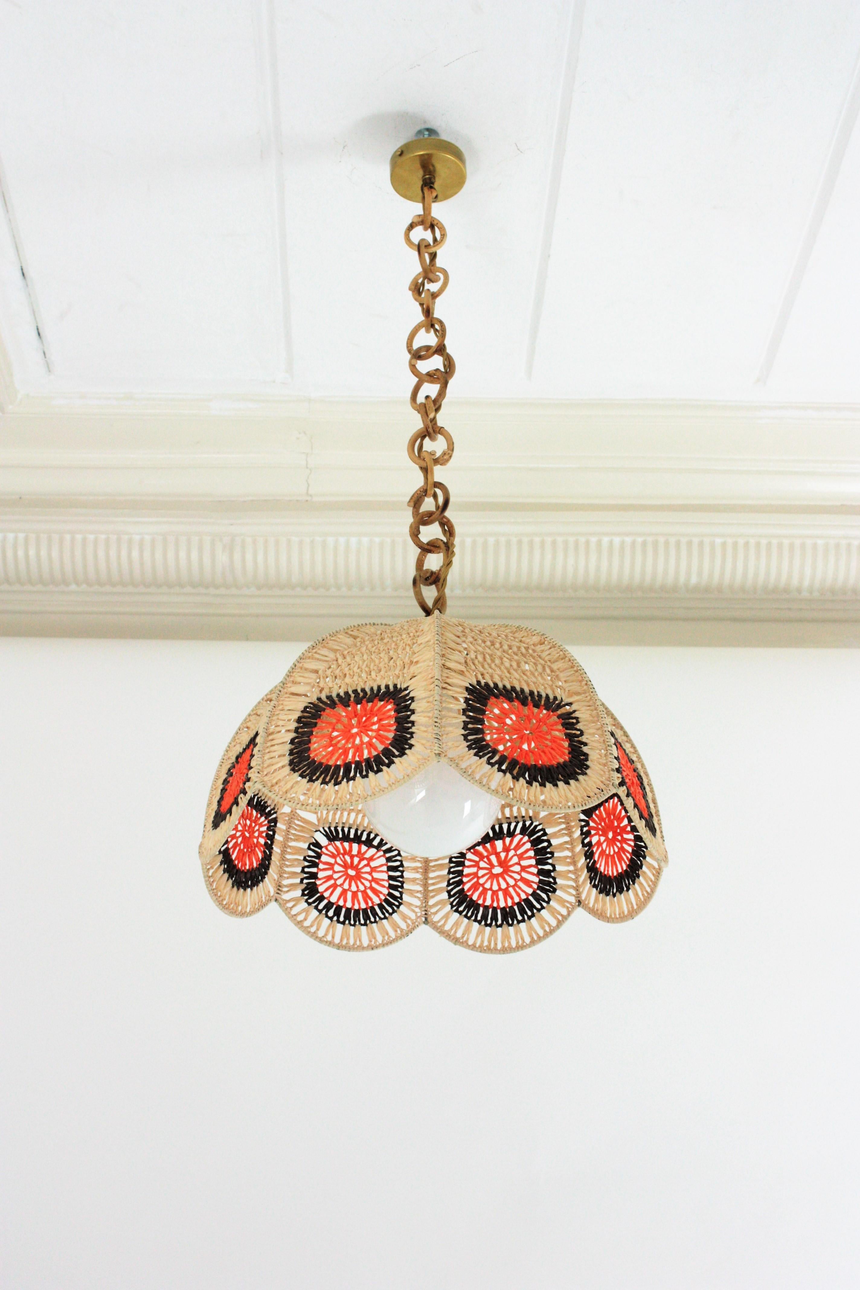 Spanish Modernist Pendant Lamp in Beige, Orange and Brown Macrame In Good Condition For Sale In Barcelona, ES