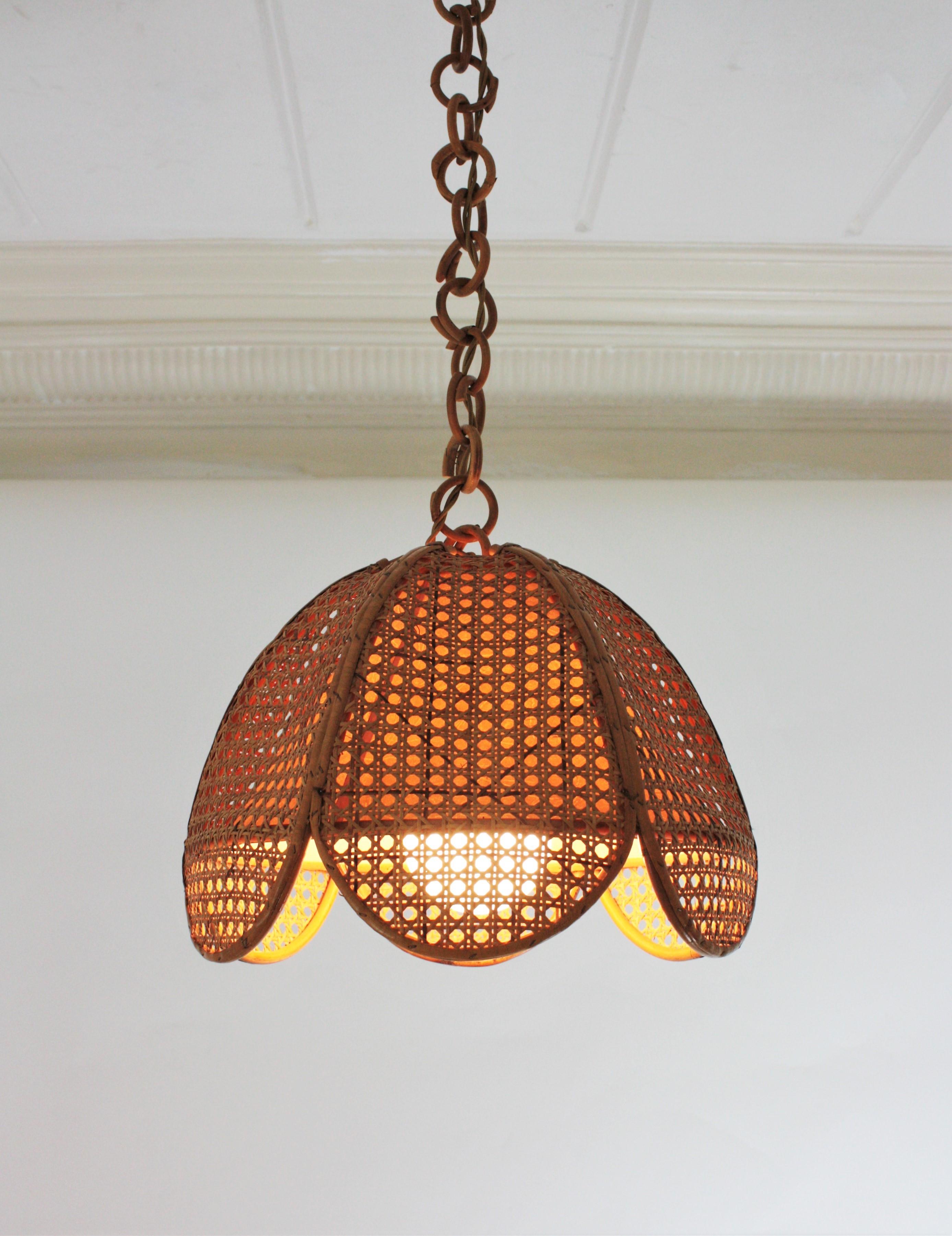 Spanish Modernist Woven Wicker Rattan Palm Pendant Light, 1960s For Sale 2