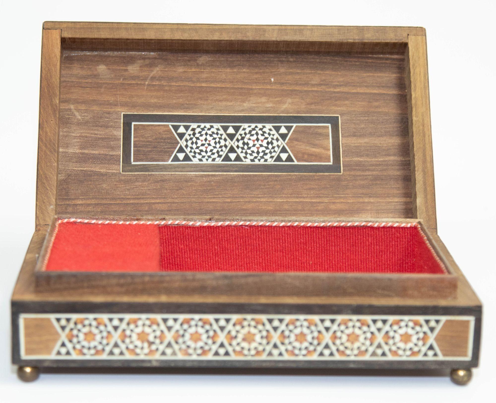 Spanish Moorish Inlaid Marquetry Jewelry Music Box 7