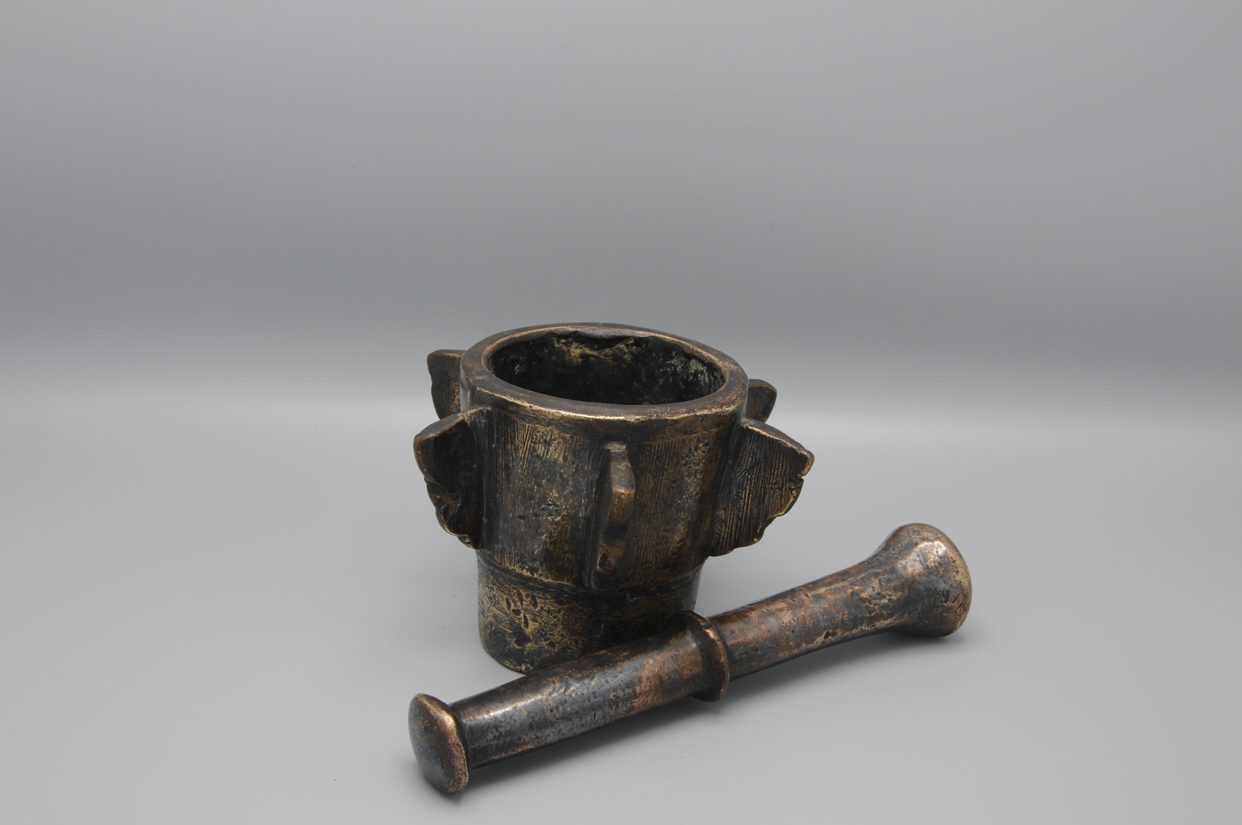 18th Century and Earlier Spanish Moorish Mortar and Pestle 16th/17th century For Sale
