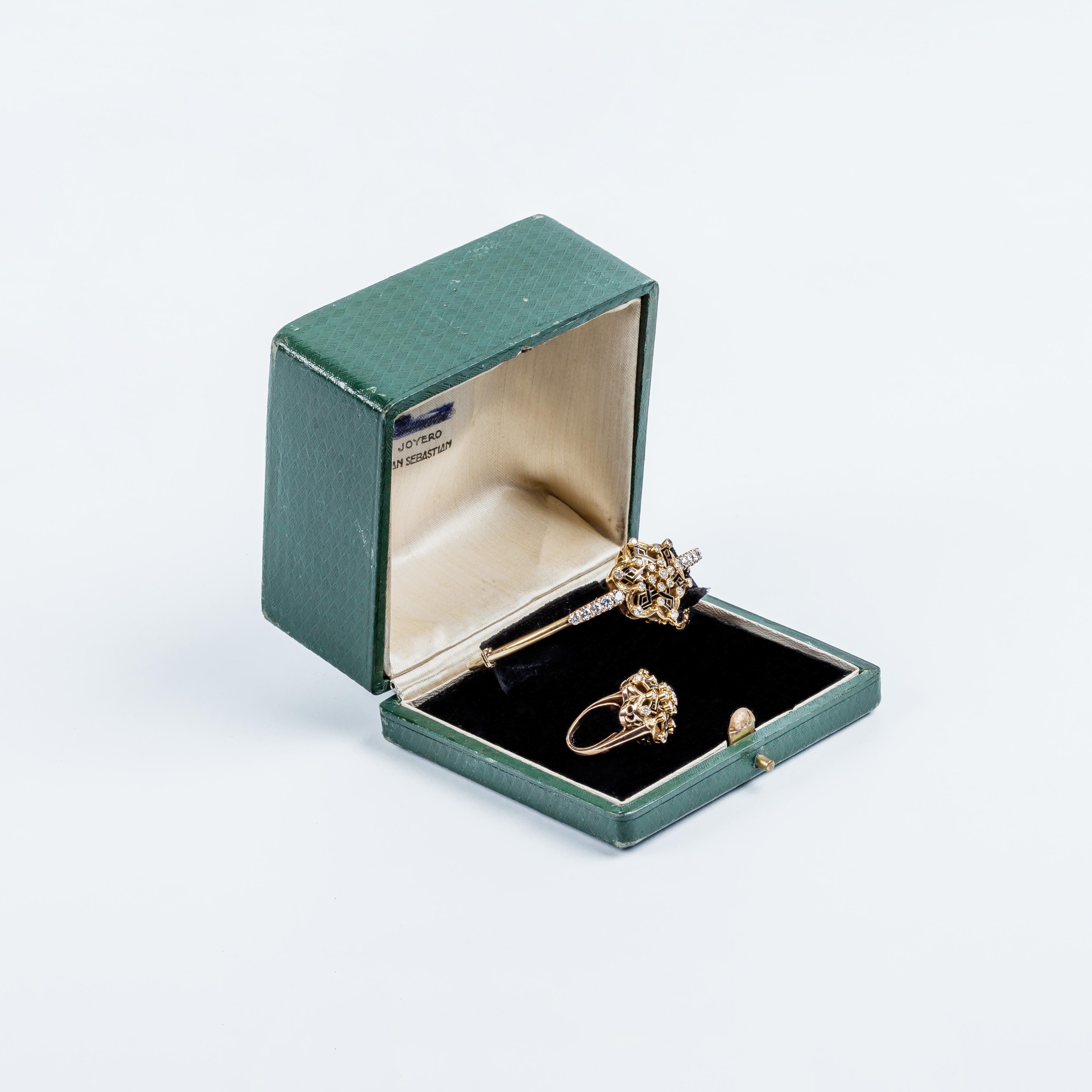 Spanish Neo-Renaissance Set Brooch, Earrings, Bracelet and Ring in 18 Karat Gold 7