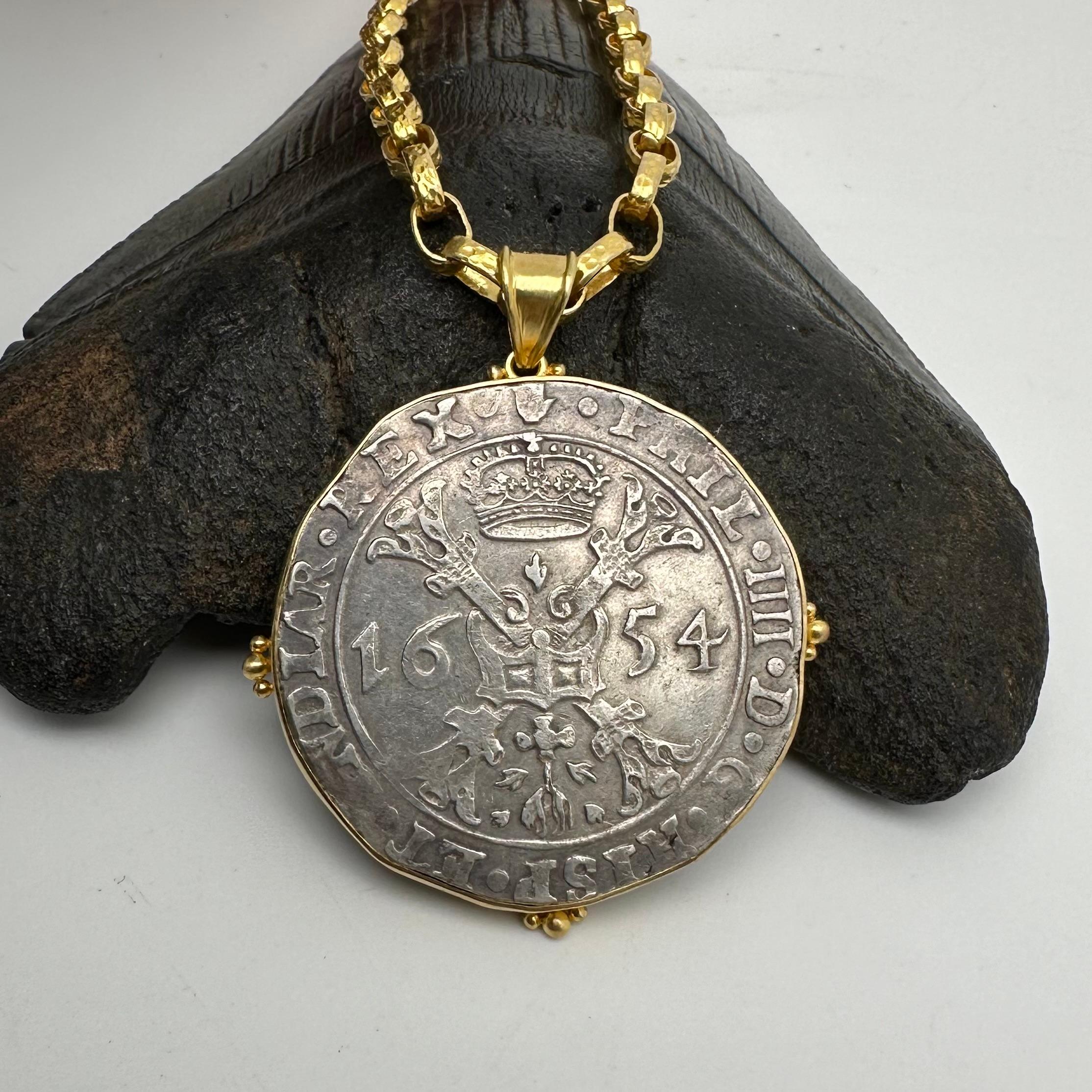 Spanish Netherlands 1654 Silver Patagon Coin 18K Gold Pendant For Sale 1