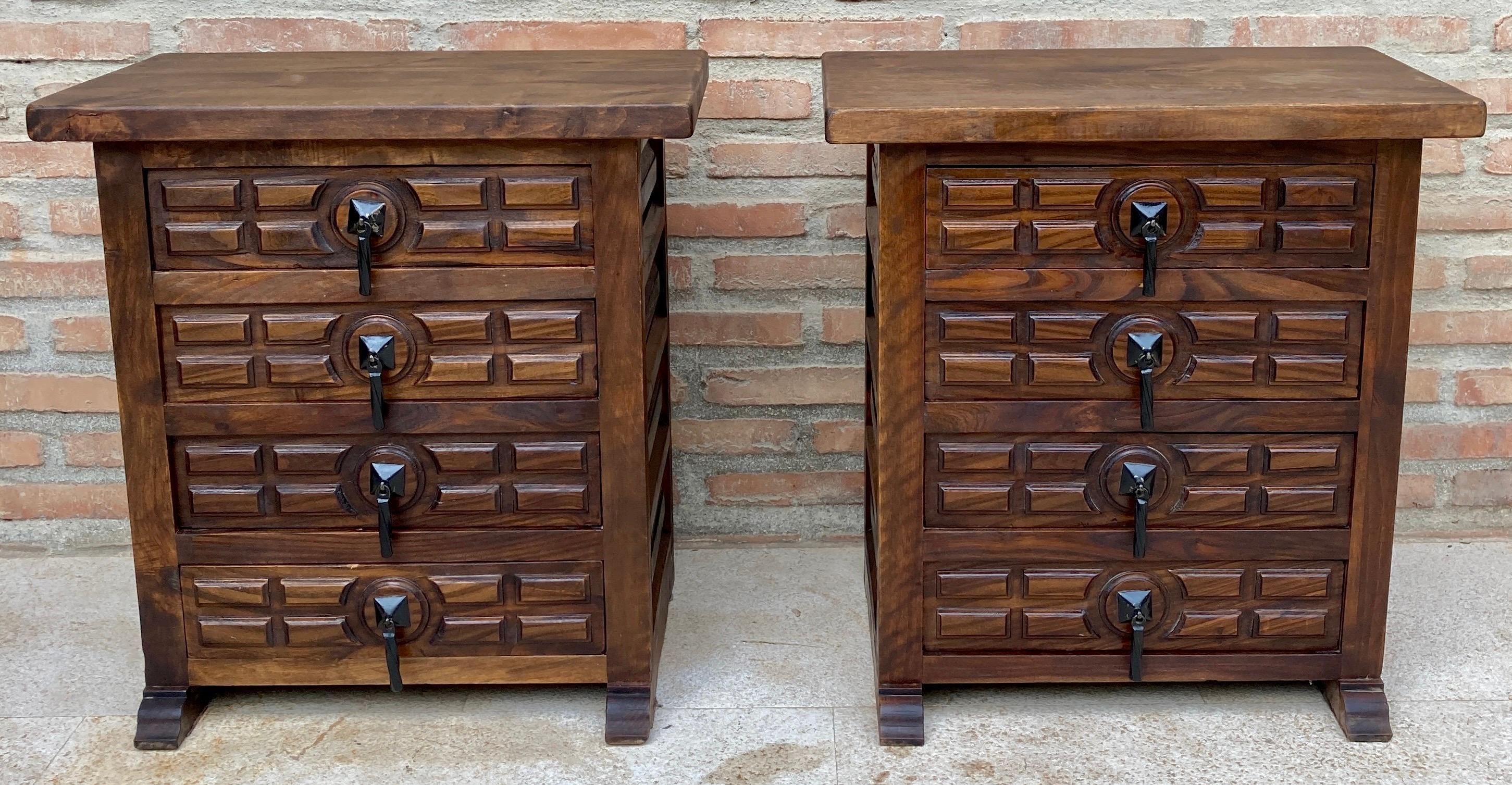 Spanish Nightstands with Four Drawers and Iron Hardware, 1950s, Set of 2 In Good Condition For Sale In Miami, FL