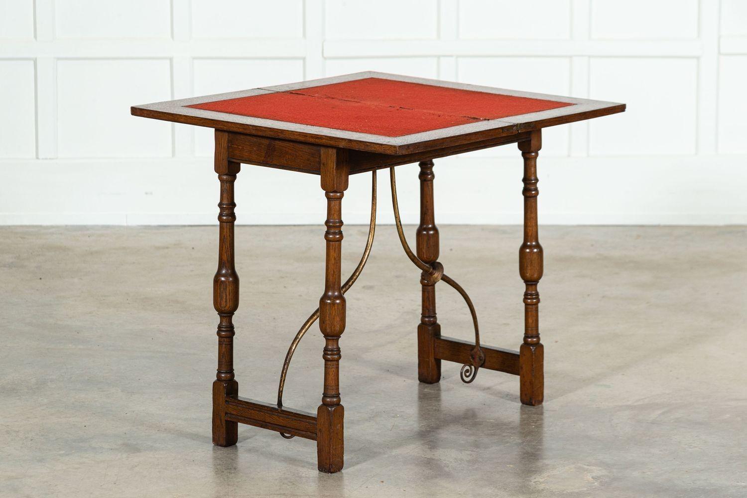 Table de salle à cartes en Oak Oak en vente 7