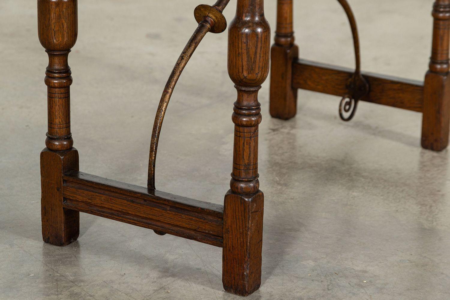Table de salle à cartes en Oak Oak en vente 1