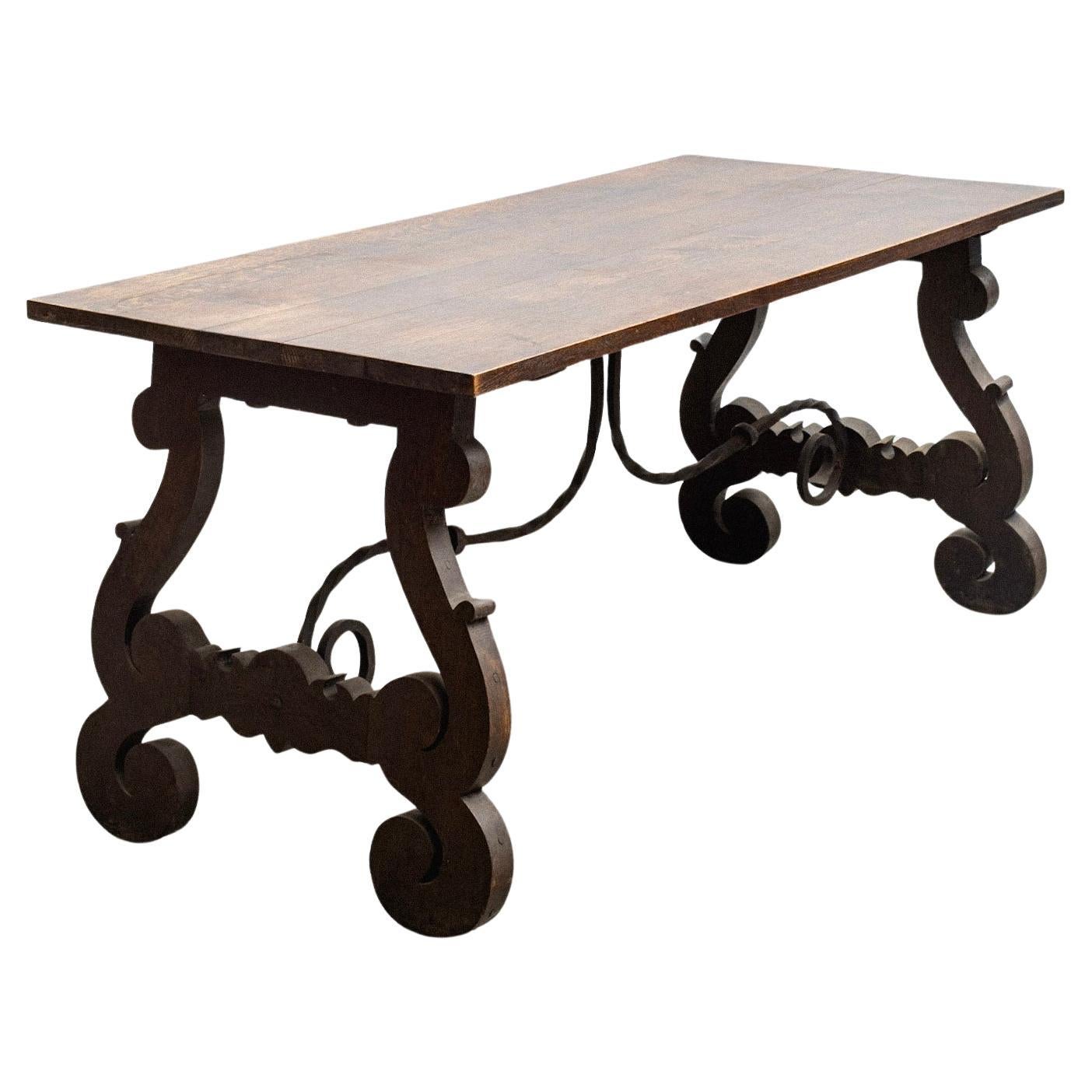 Table de salle à manger à tréteaux en Oak Oak avec chandeliers en fer