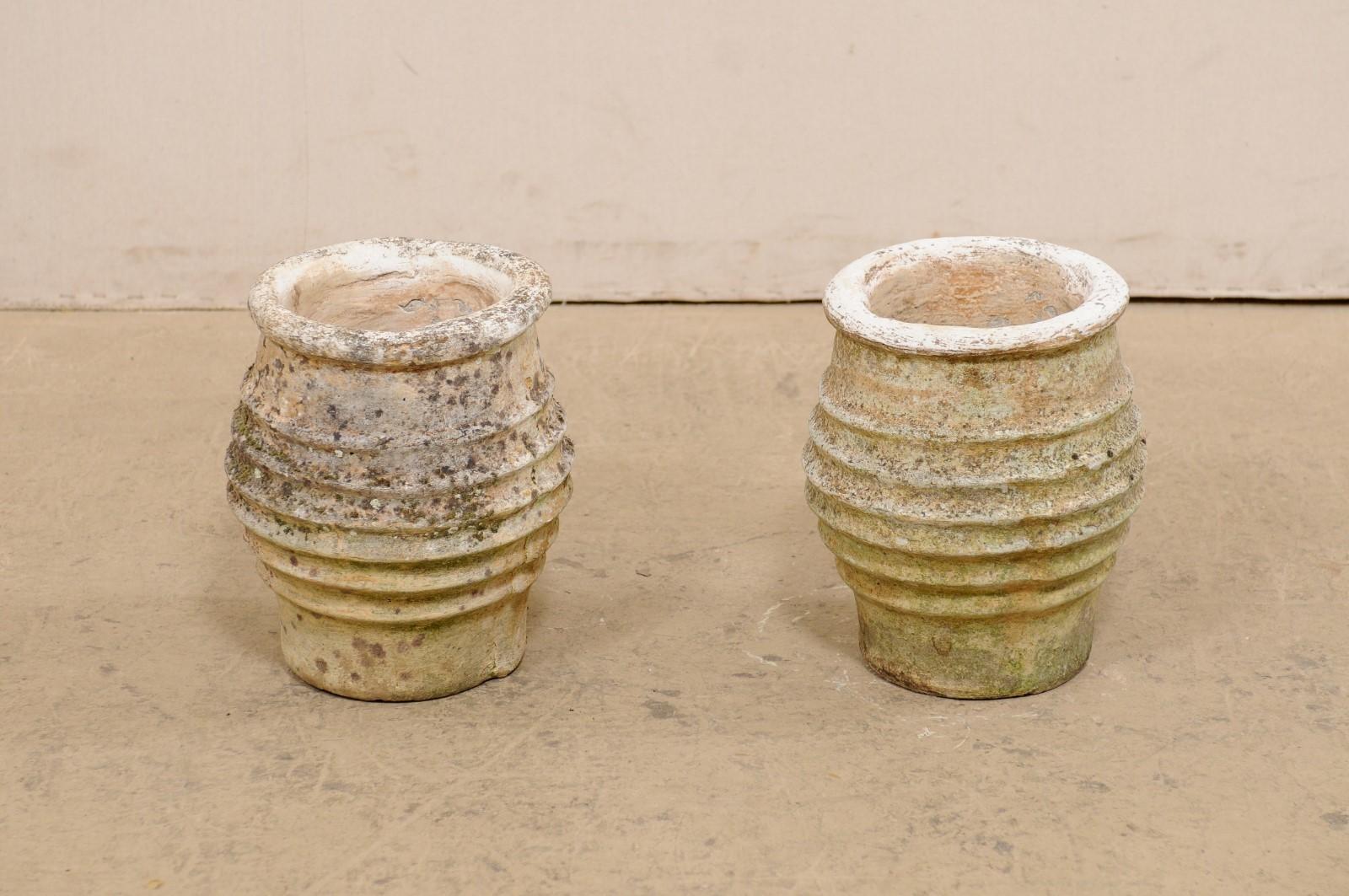Spanish Pair of 19th C, Cast-Stone Pots w/Pronounced Lip & Ribbed Bodies In Good Condition For Sale In Atlanta, GA