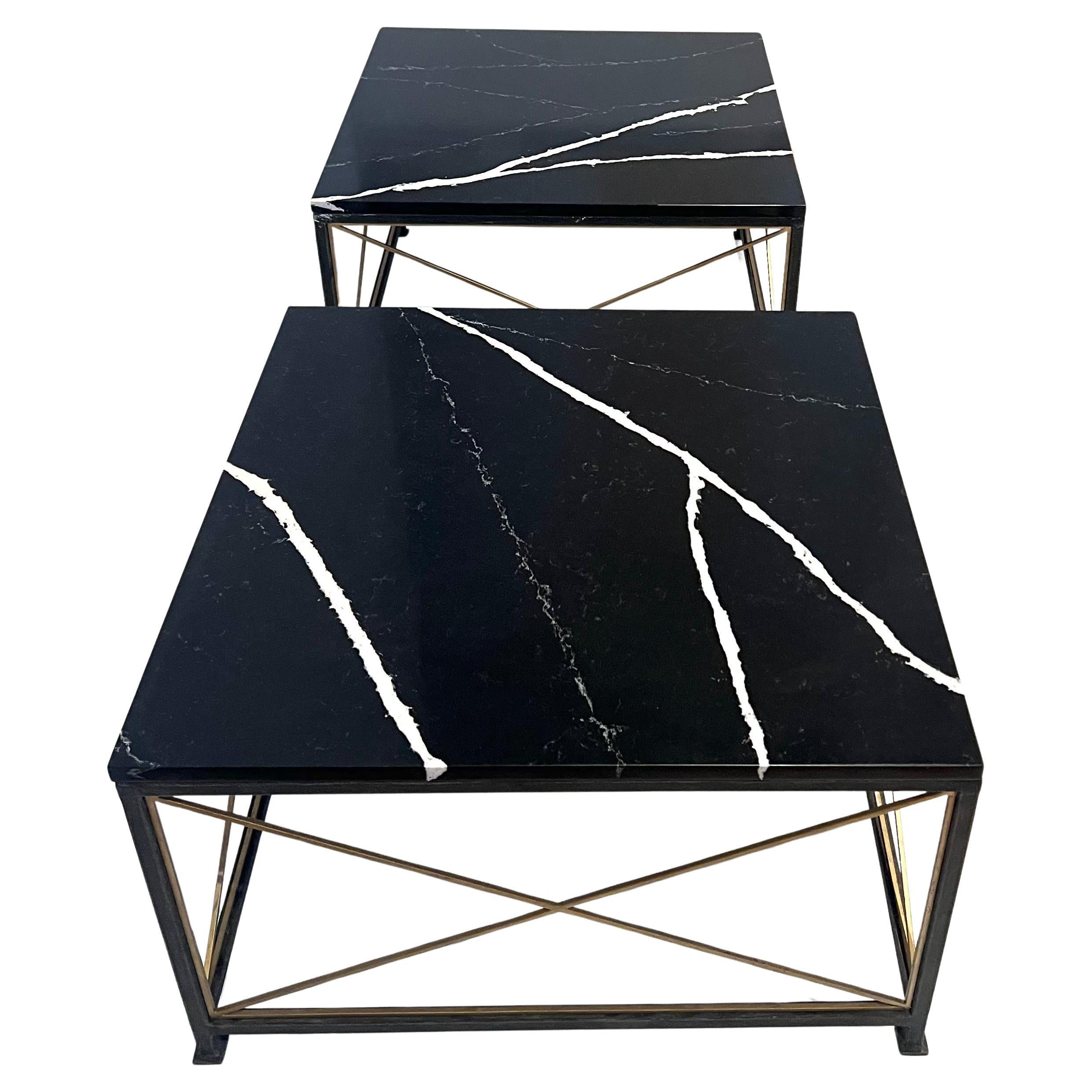 Spanish Pair of End Cocktail Coffee Tables in Marble & Metal Frames In/Outdoors In Good Condition For Sale In San Diego, CA