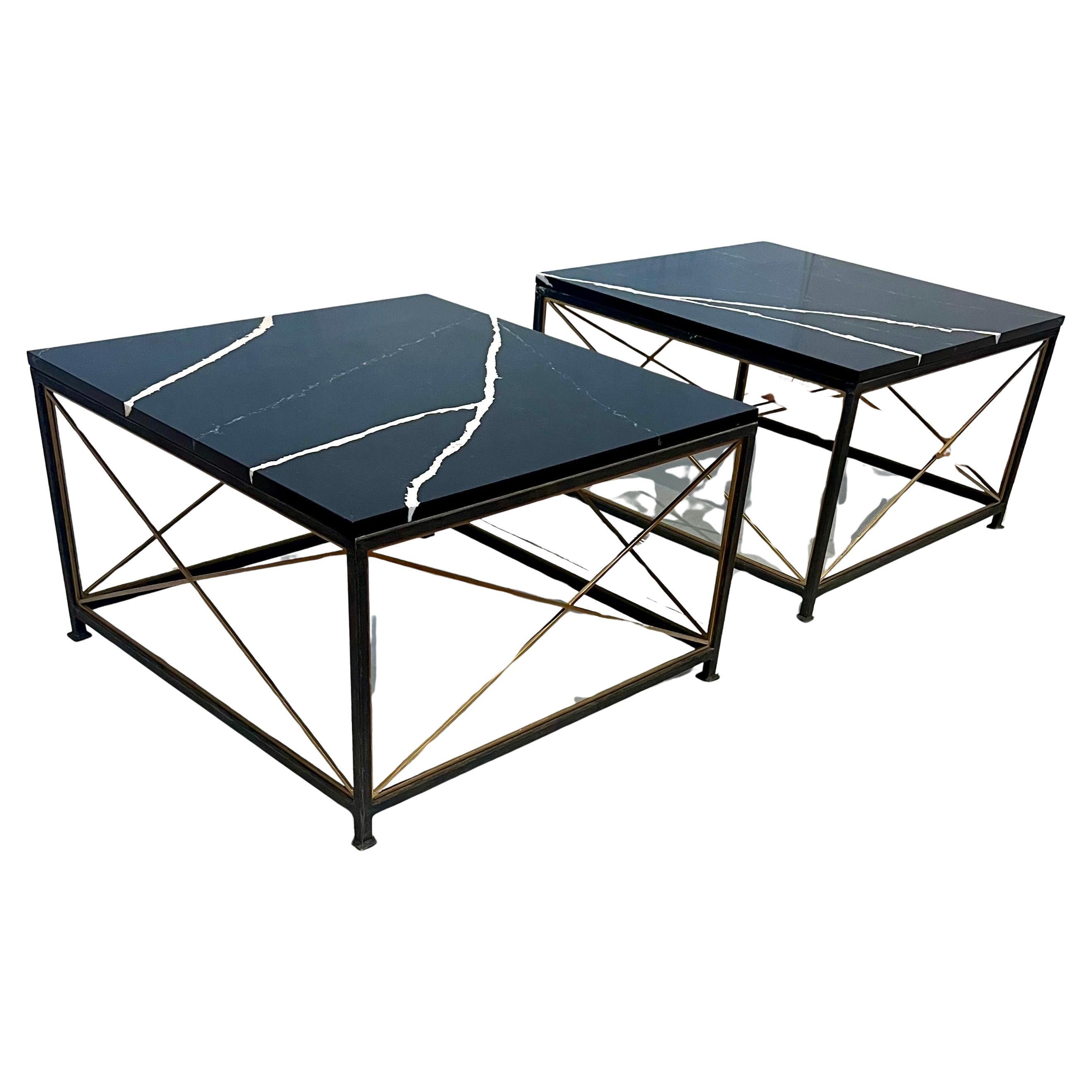 Spanish Pair of End Cocktail Coffee Tables in Marble & Metal Frames In/Outdoors For Sale 2