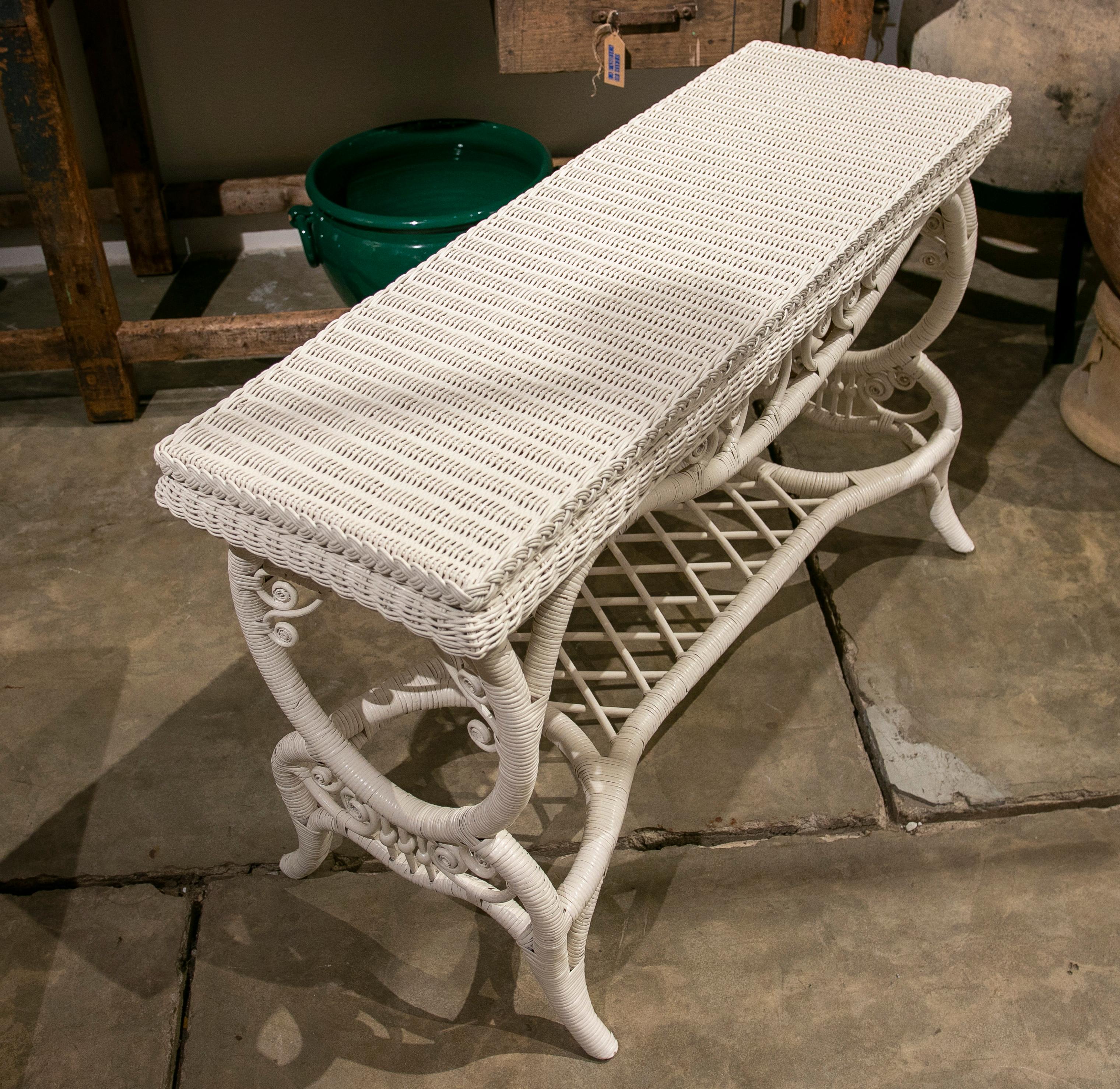 Spanish Pair of Handmade Wicker Consoles Lacquered in White Colour For Sale 8