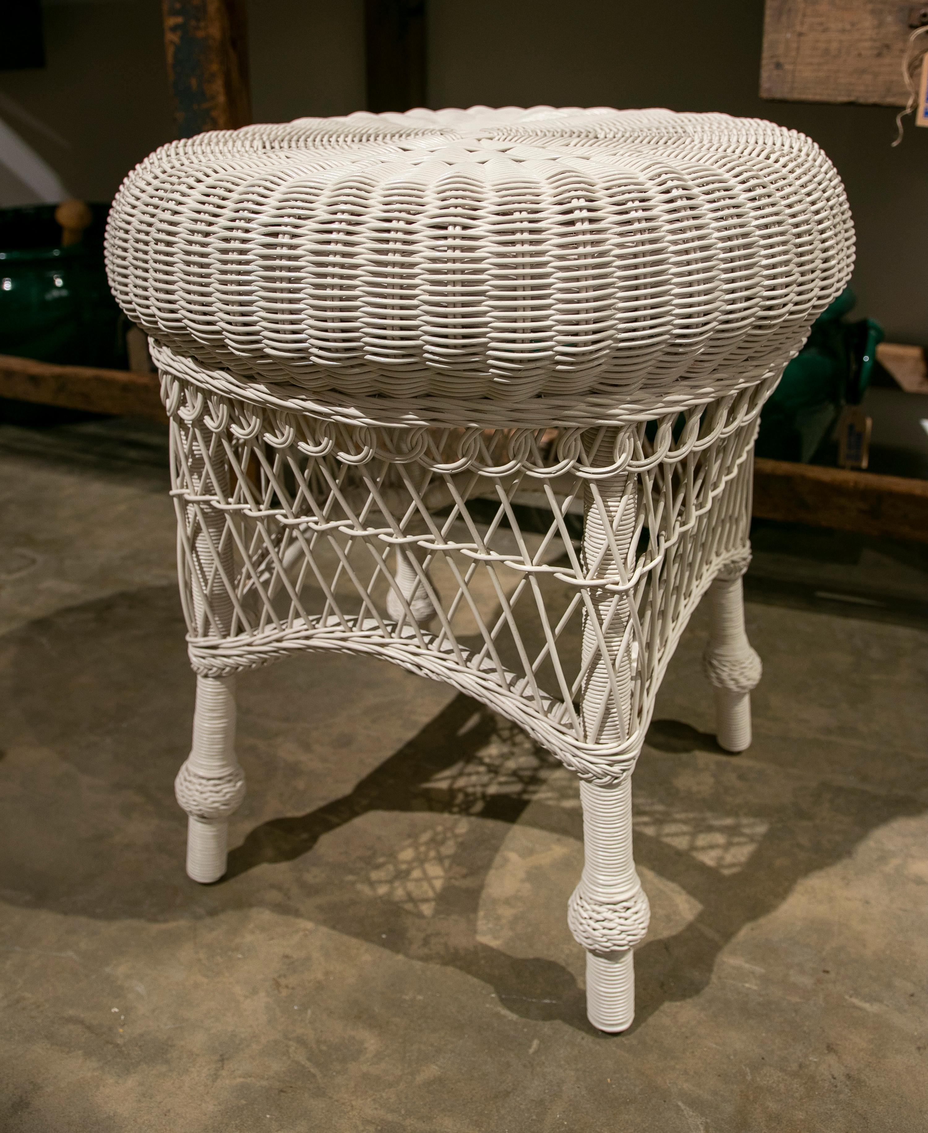 Spanish Pair of Handmade Wicker Side Tables For Sale 2