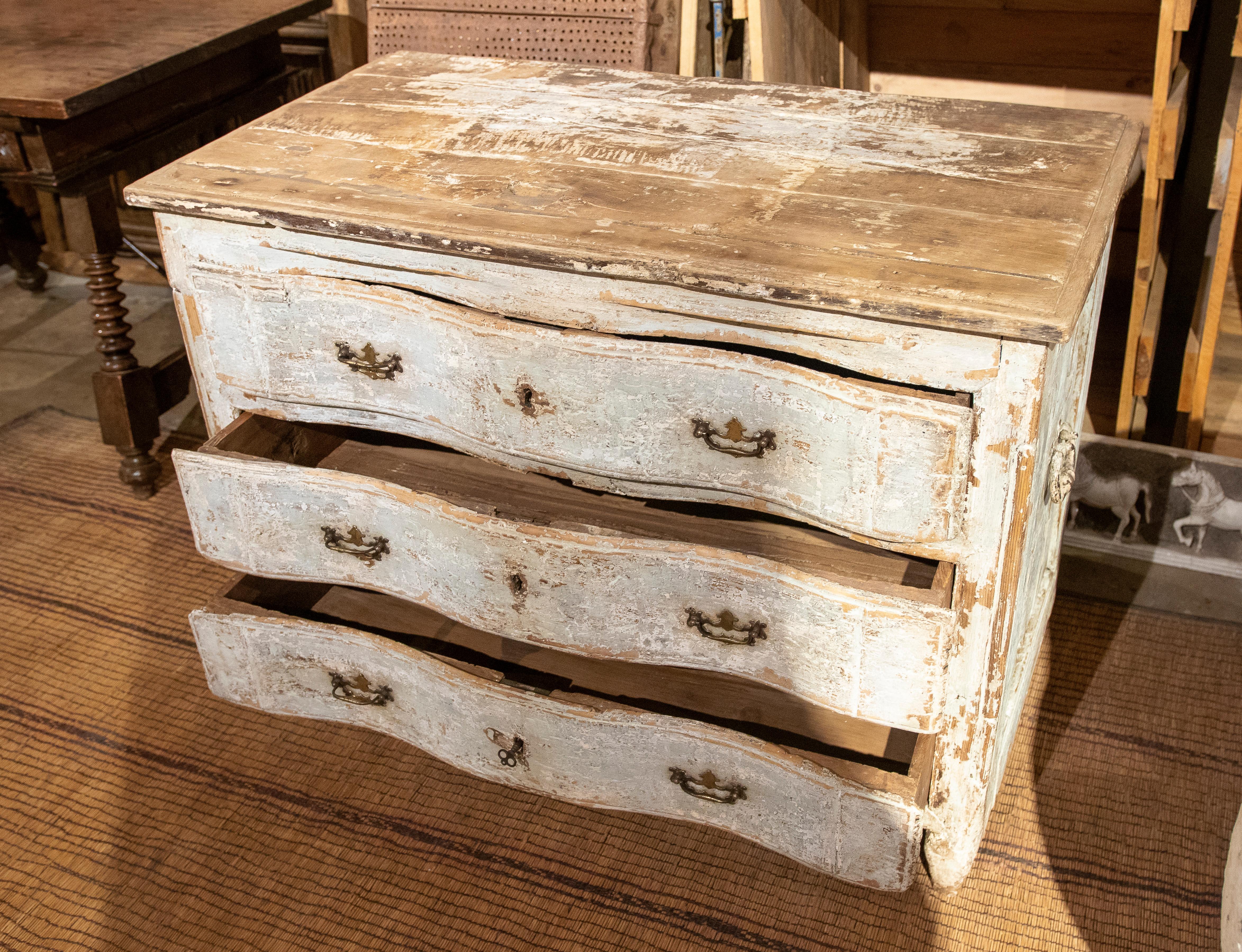 Spanish Polychrome Chest of Drawers with Three Drawers and Bronze Handles  For Sale 2