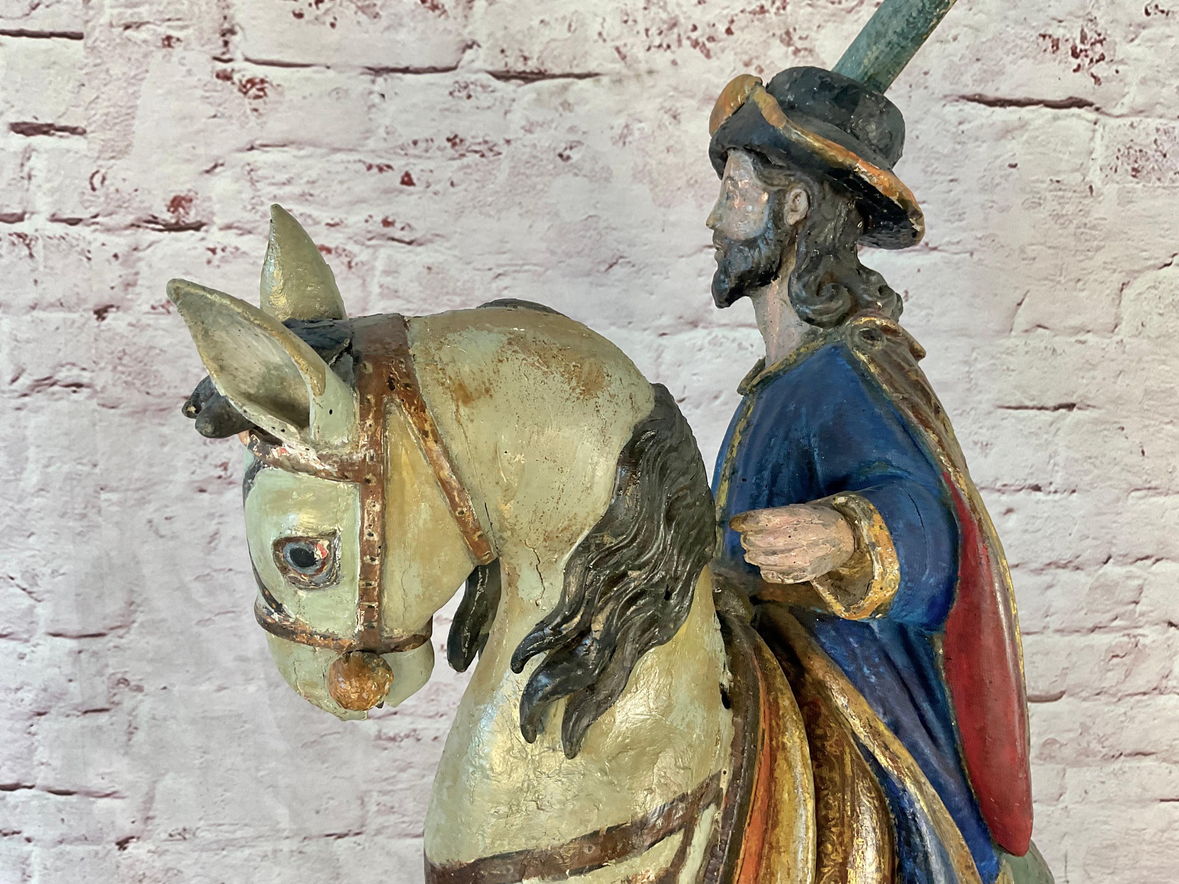 Sculpture espagnole en bois polychrome représentant Santiago Matamoros en vente 9