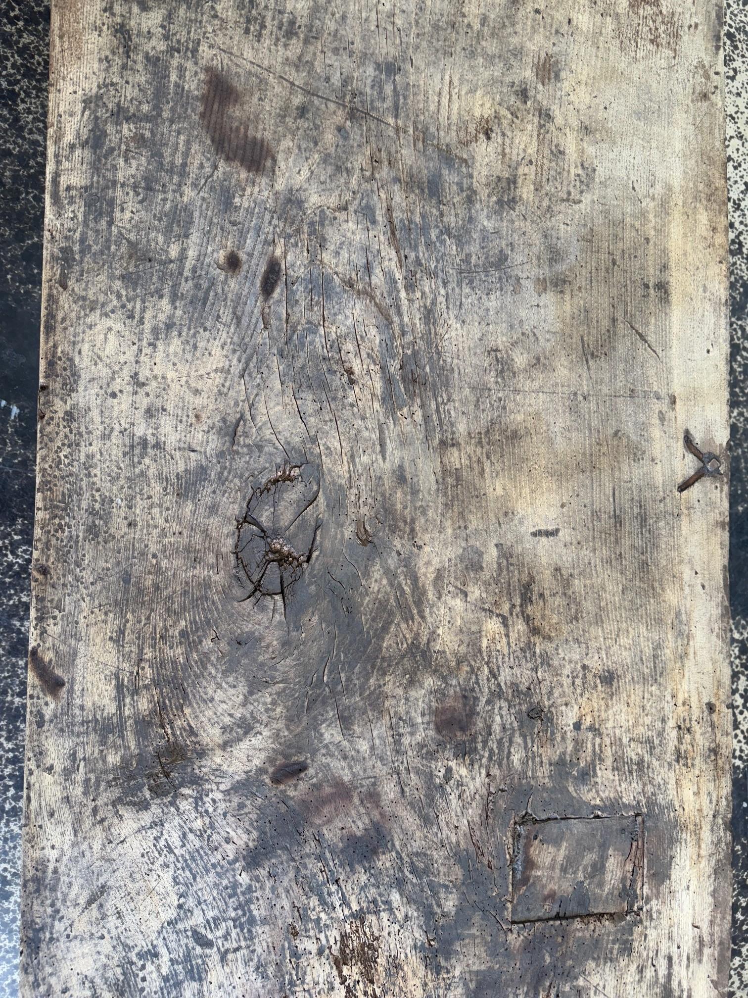 Spanish Primitive Coffee Table - Table Basse For Sale 5