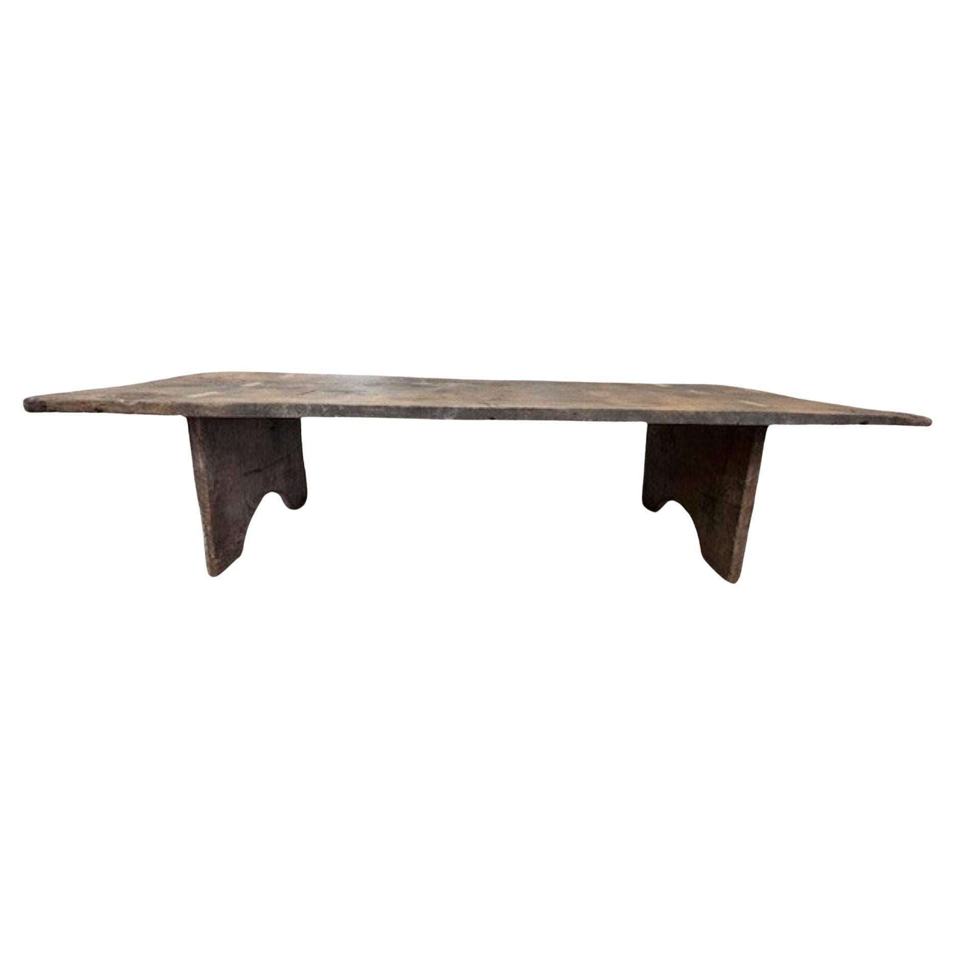 Spanish Primitive Coffee Table - Table Basse (Spanisch) im Angebot