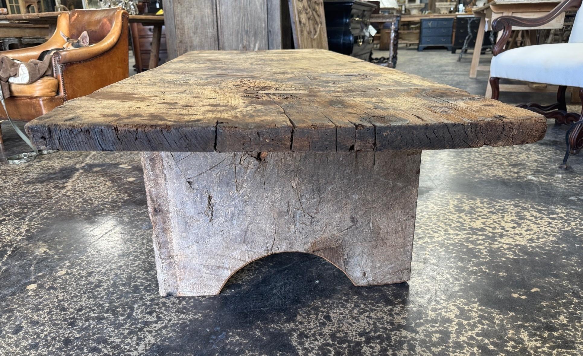 Chestnut Spanish Primitive Coffee Table - Table Basse For Sale
