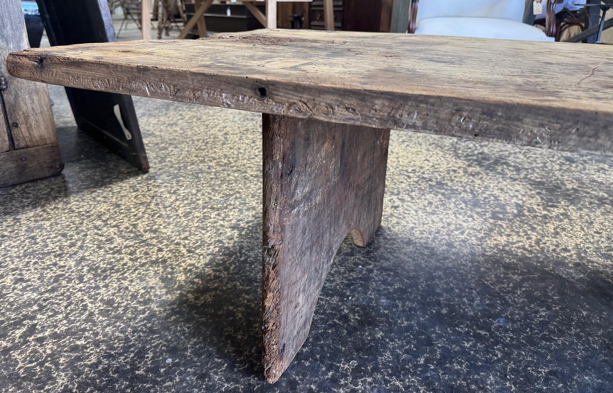 Spanish Primitive Coffee Table - Table Basse For Sale 1