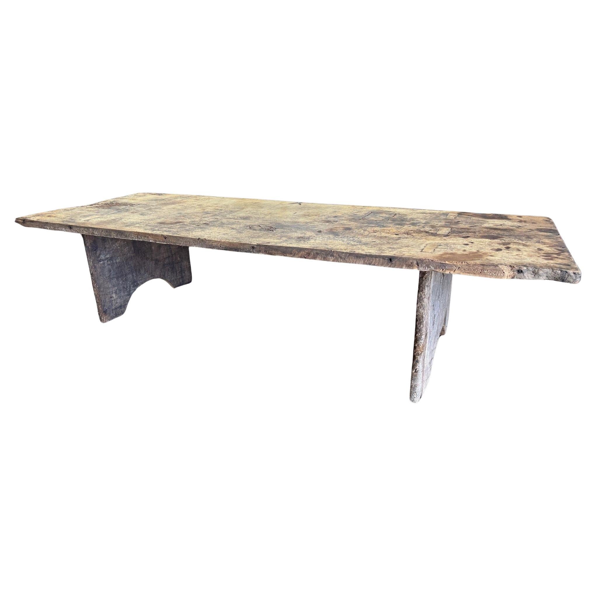 Spanish Primitive Coffee Table - Table Basse For Sale