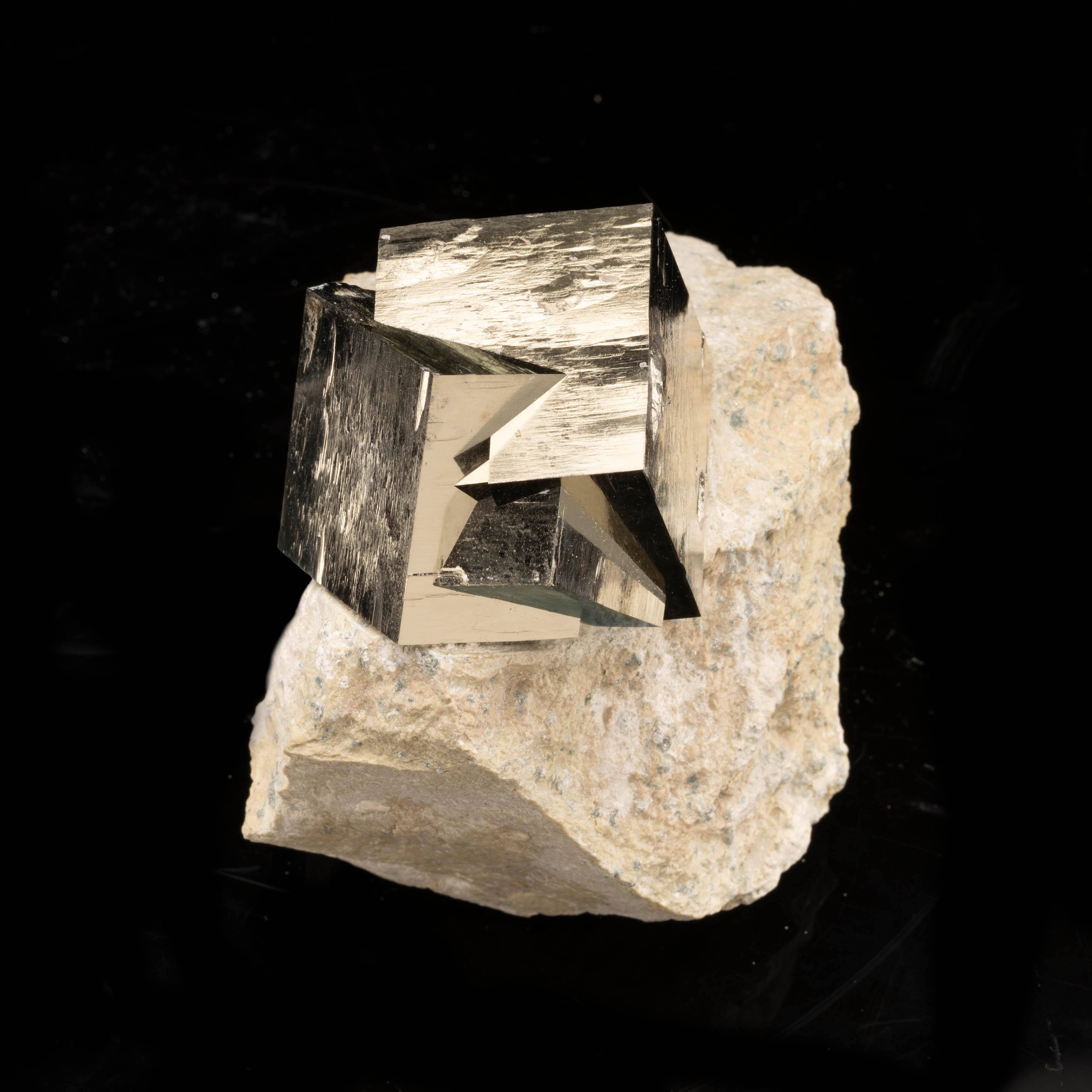 Spanish Pyrite Cubes on Basalt Matrix // 2.10 Lb. In New Condition In New York, NY