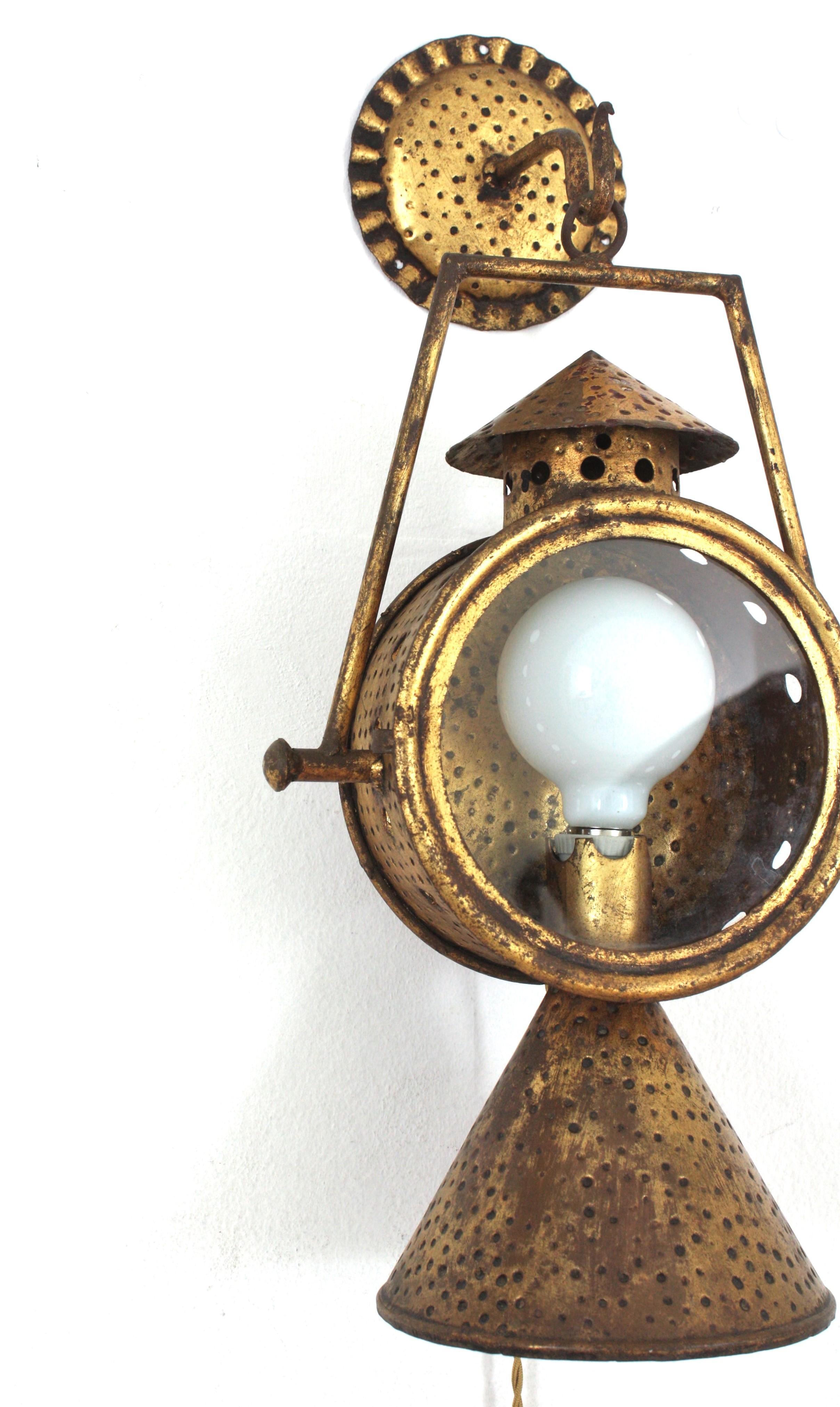 Spanish Railway Design Large Hanging Wall Lantern or Sconce in Gilt Iron For Sale 7