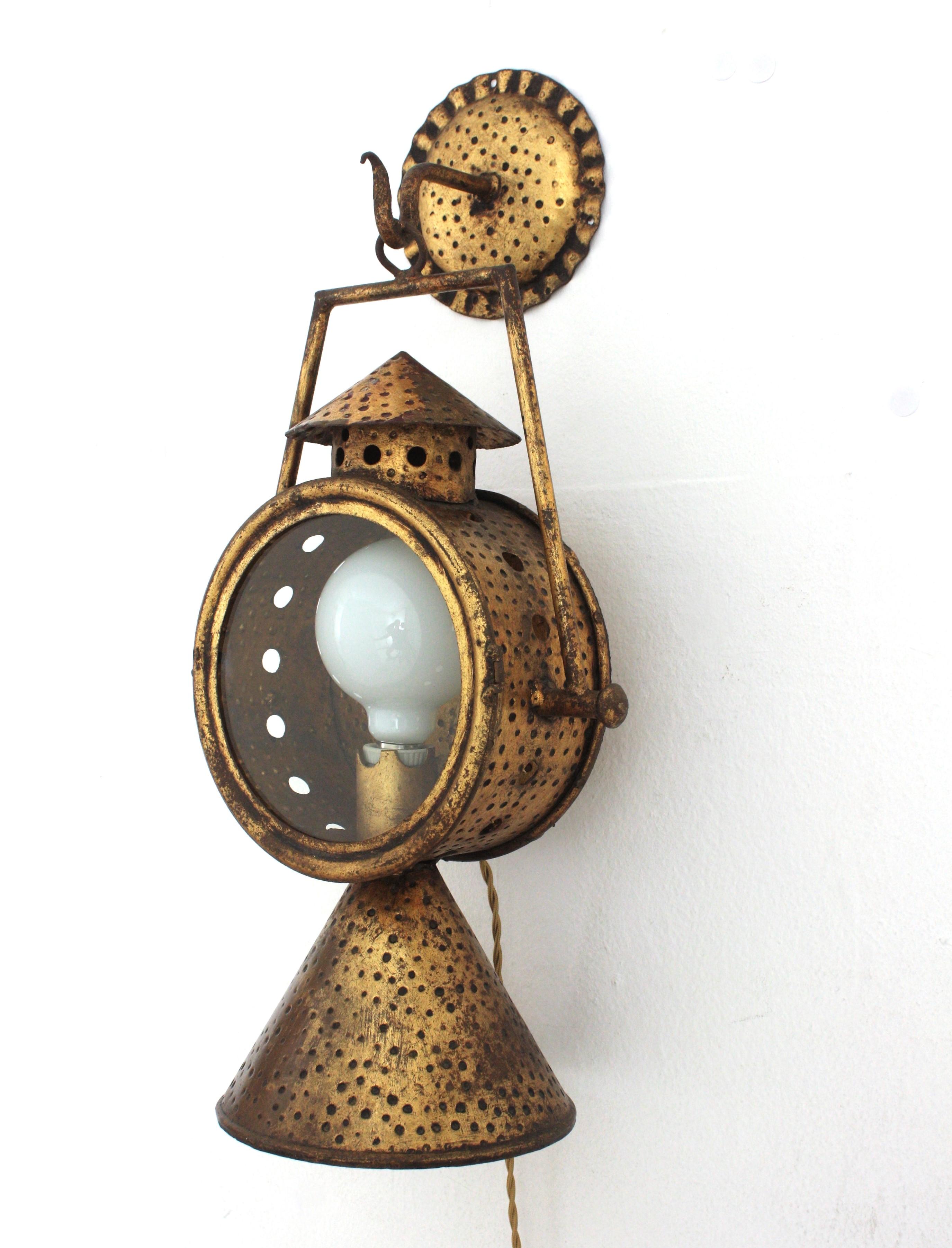Spanish Railway Design Large Hanging Wall Lantern or Sconce in Gilt Iron For Sale 9
