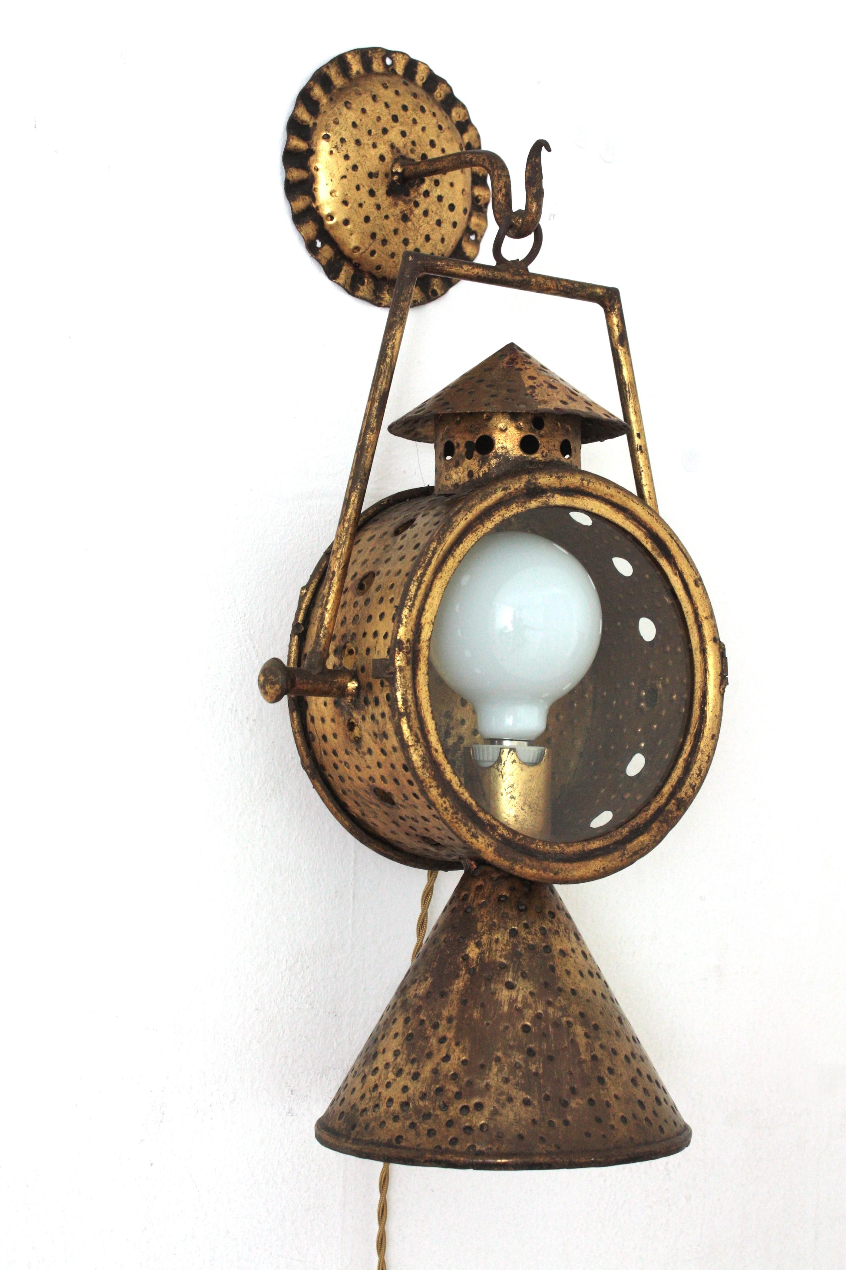 Spanish Railway Design Large Hanging Wall Lantern or Sconce in Gilt Iron For Sale 3