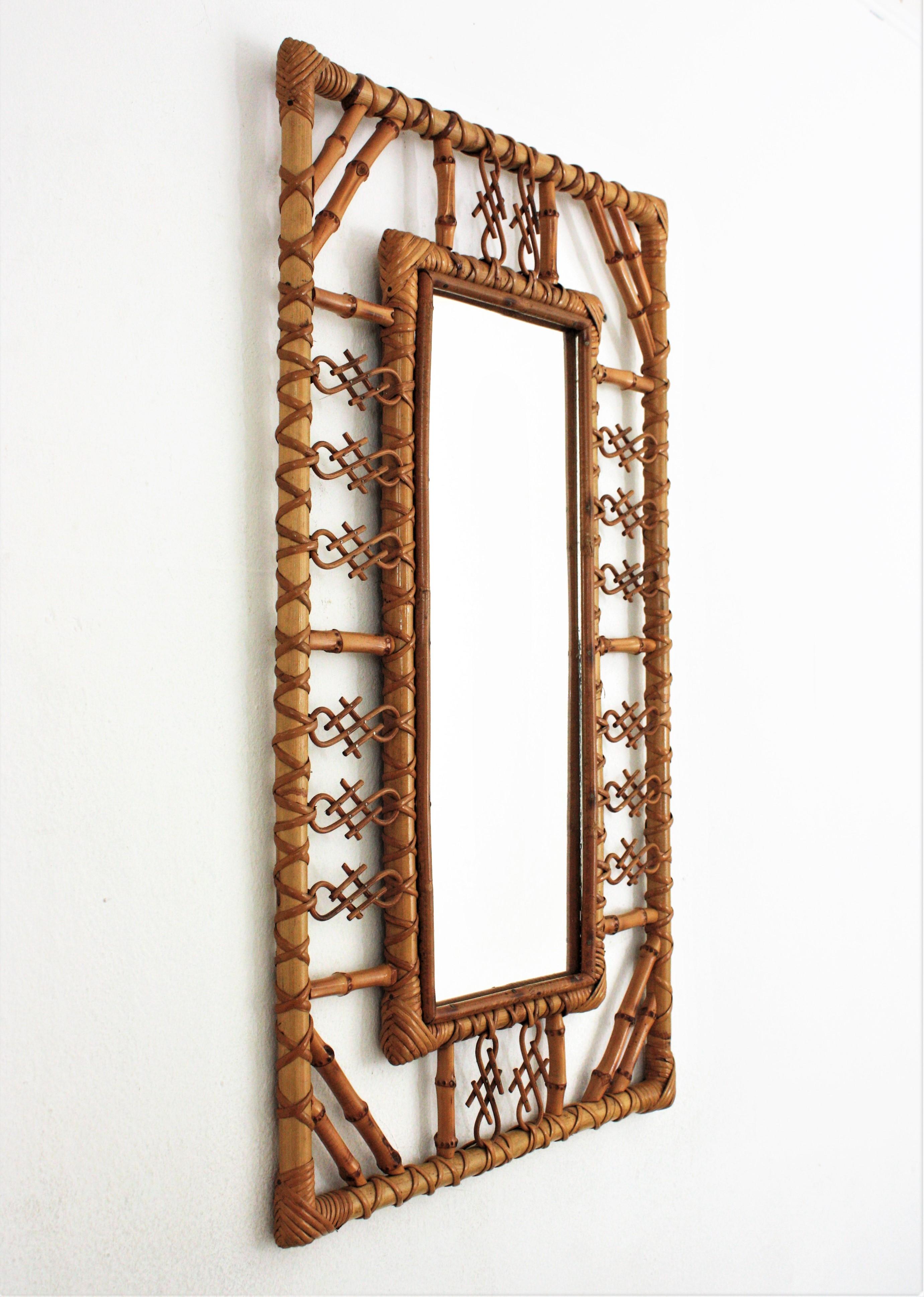 Spanish Rattan and Bamboo Mirror in Chinoiserie Design, 1960s In Good Condition In Barcelona, ES