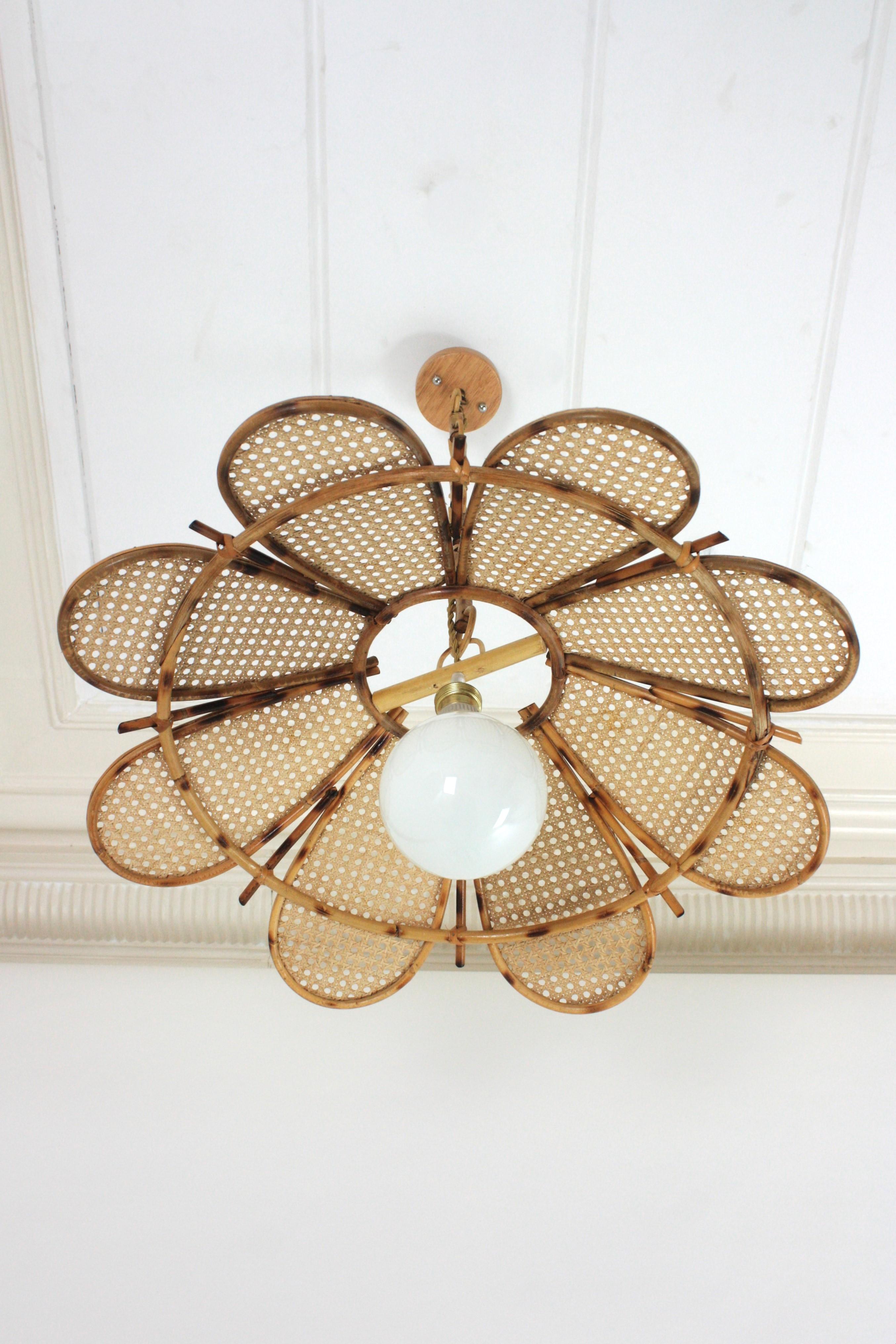 Spanish Rattan Flower Shaped Large Pendant Hanging Light / Lantern For Sale 7