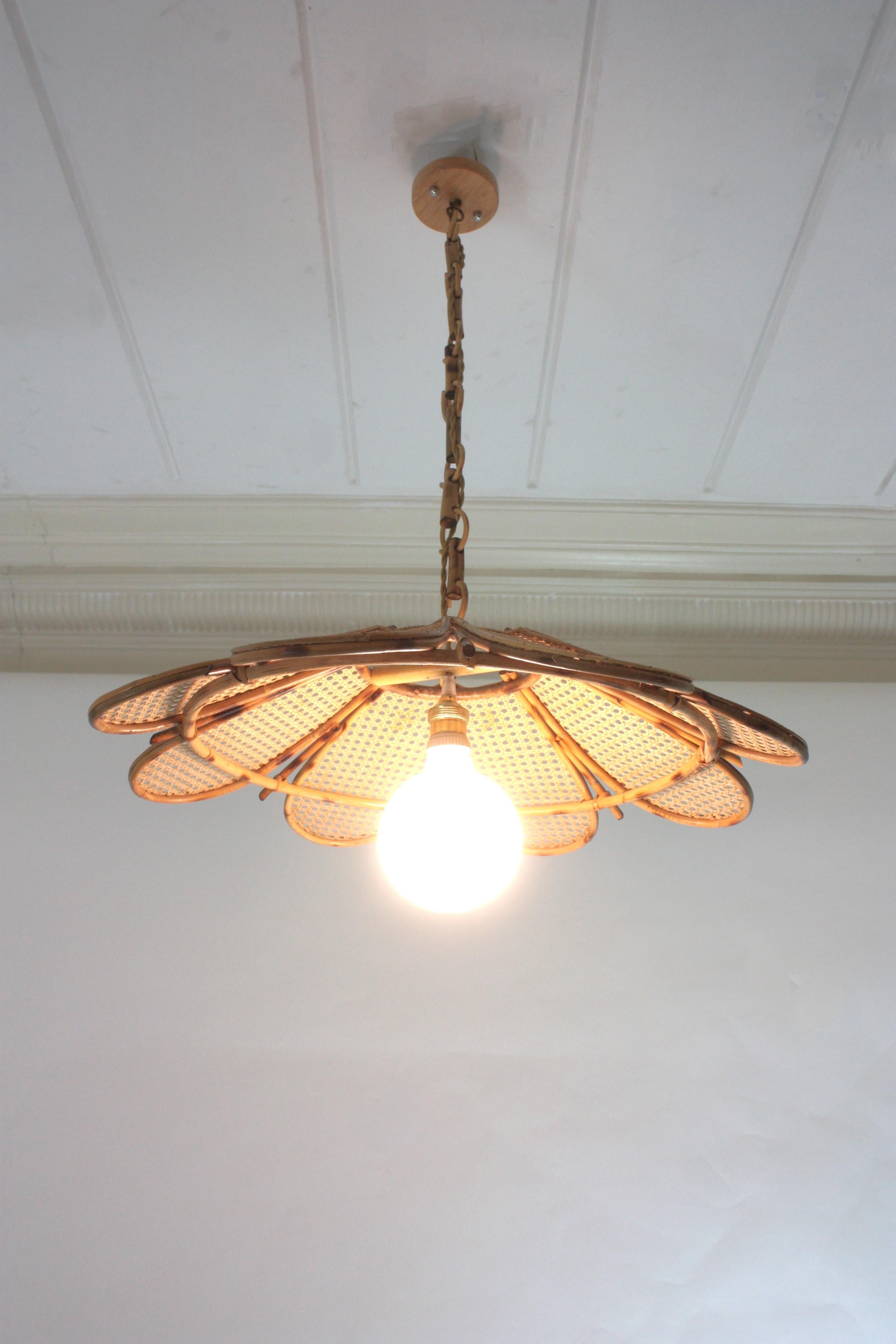 Spanish Rattan Flower Shaped Large Pendant Hanging Light / Lantern For Sale 11