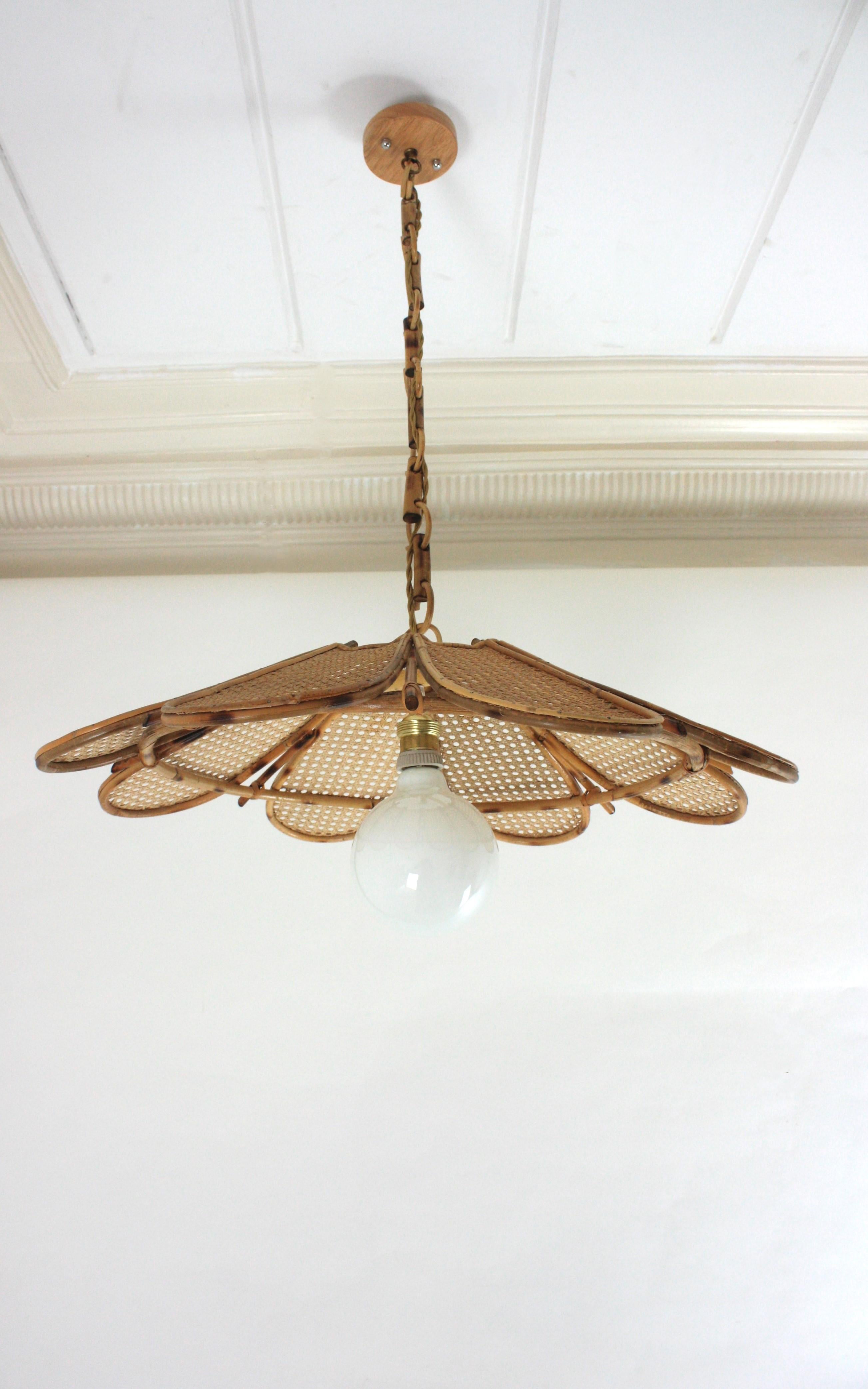 Spanish Rattan Flower Shaped Large Pendant Hanging Light / Lantern For Sale 12