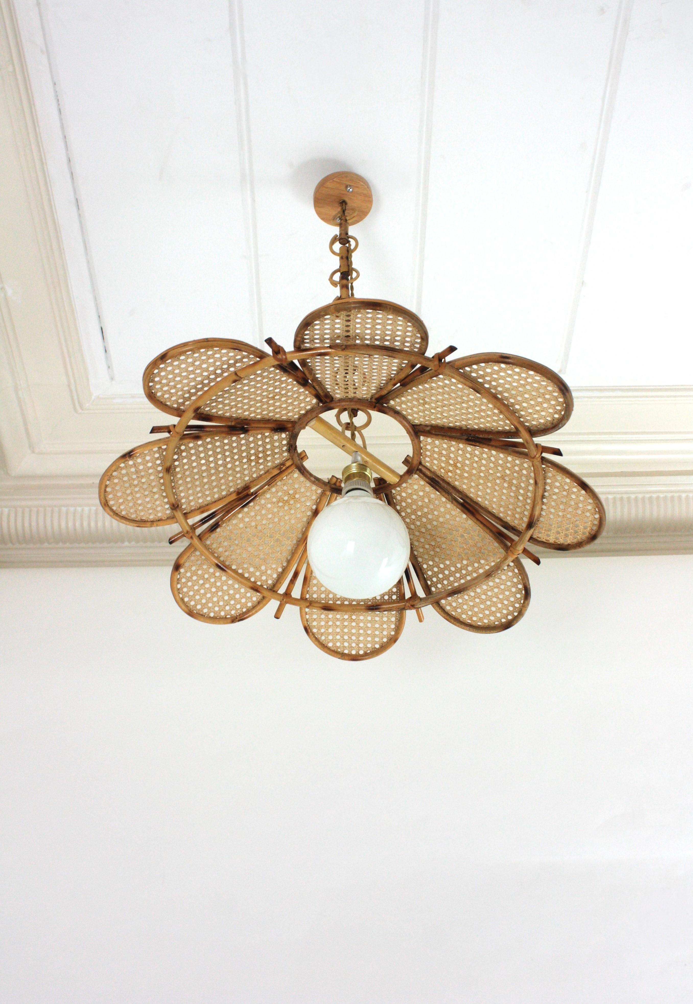 Hand-Crafted Spanish Rattan Flower Shaped Large Pendant Hanging Light / Lantern For Sale