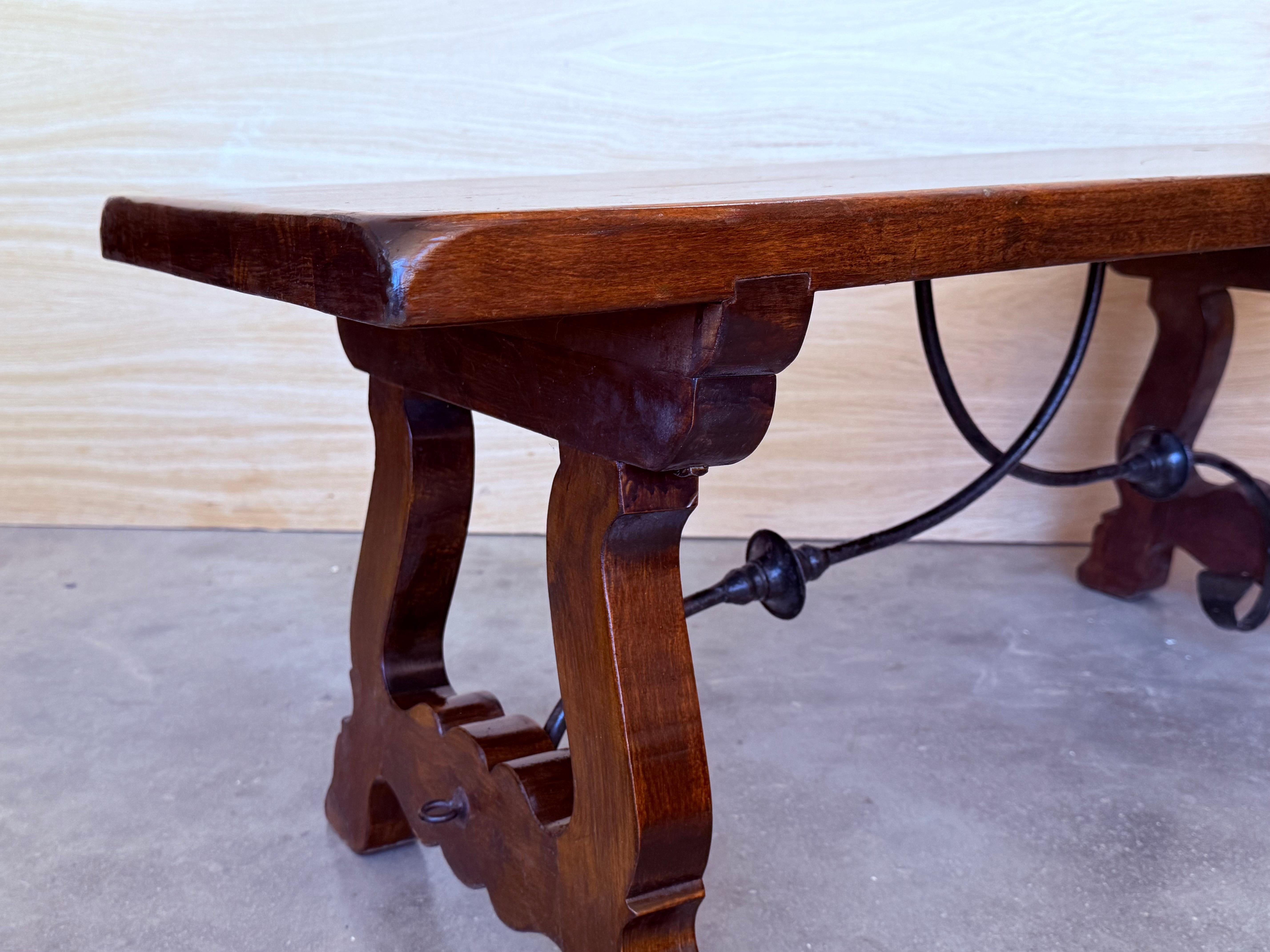 Spanish rectangular coffee table with lyre Legs For Sale 1