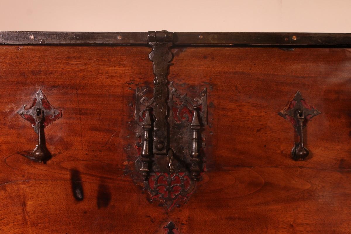 Spanish Renaissance Cabinet Bargueno in Walnut, Early 17th Century 1
