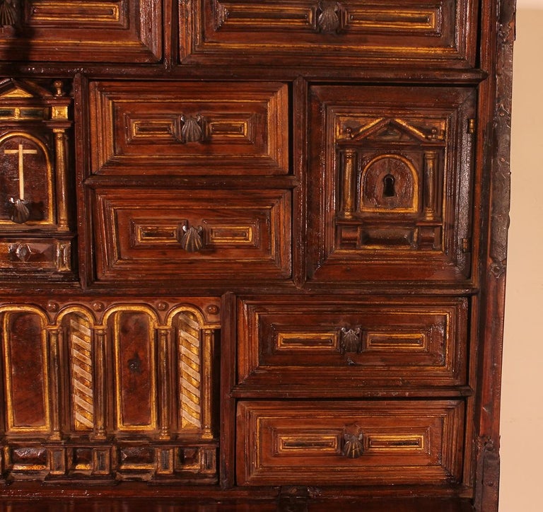 Spanish Renaissance Cabinet Bargueno in Walnut, Early 17th Century For Sale 6