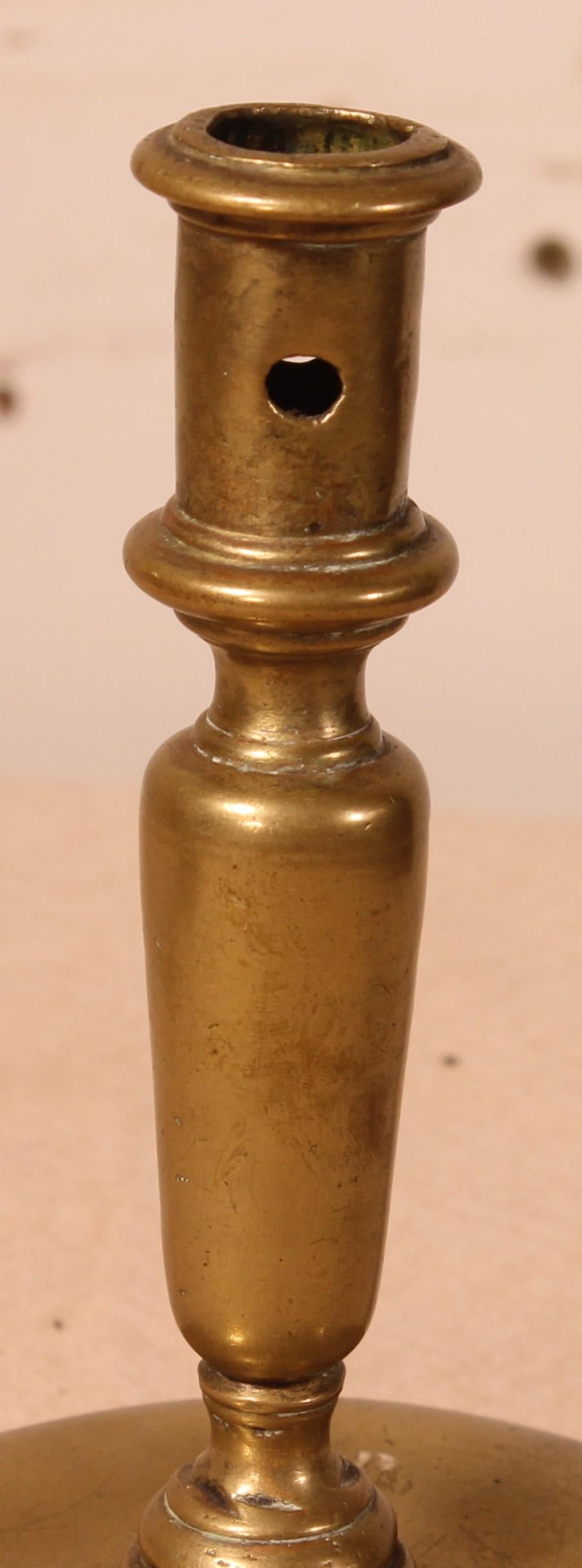 Spanish Renaissance candlestick in brass circa 1600
Beautiful patina and in very good condition