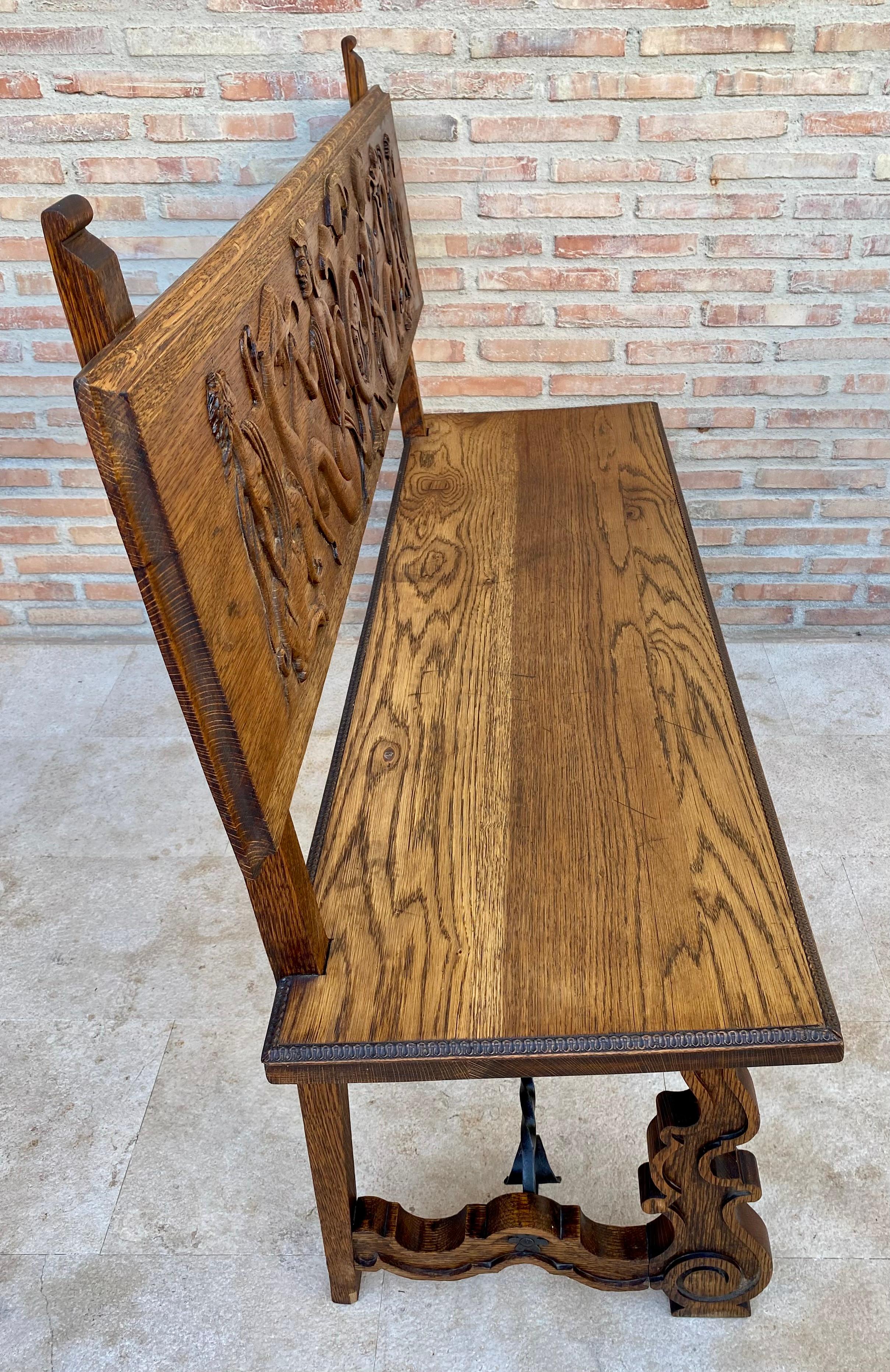 19th Century Spanish Renaissance Carved Oak Bench Banquette Escaño, 1890s For Sale