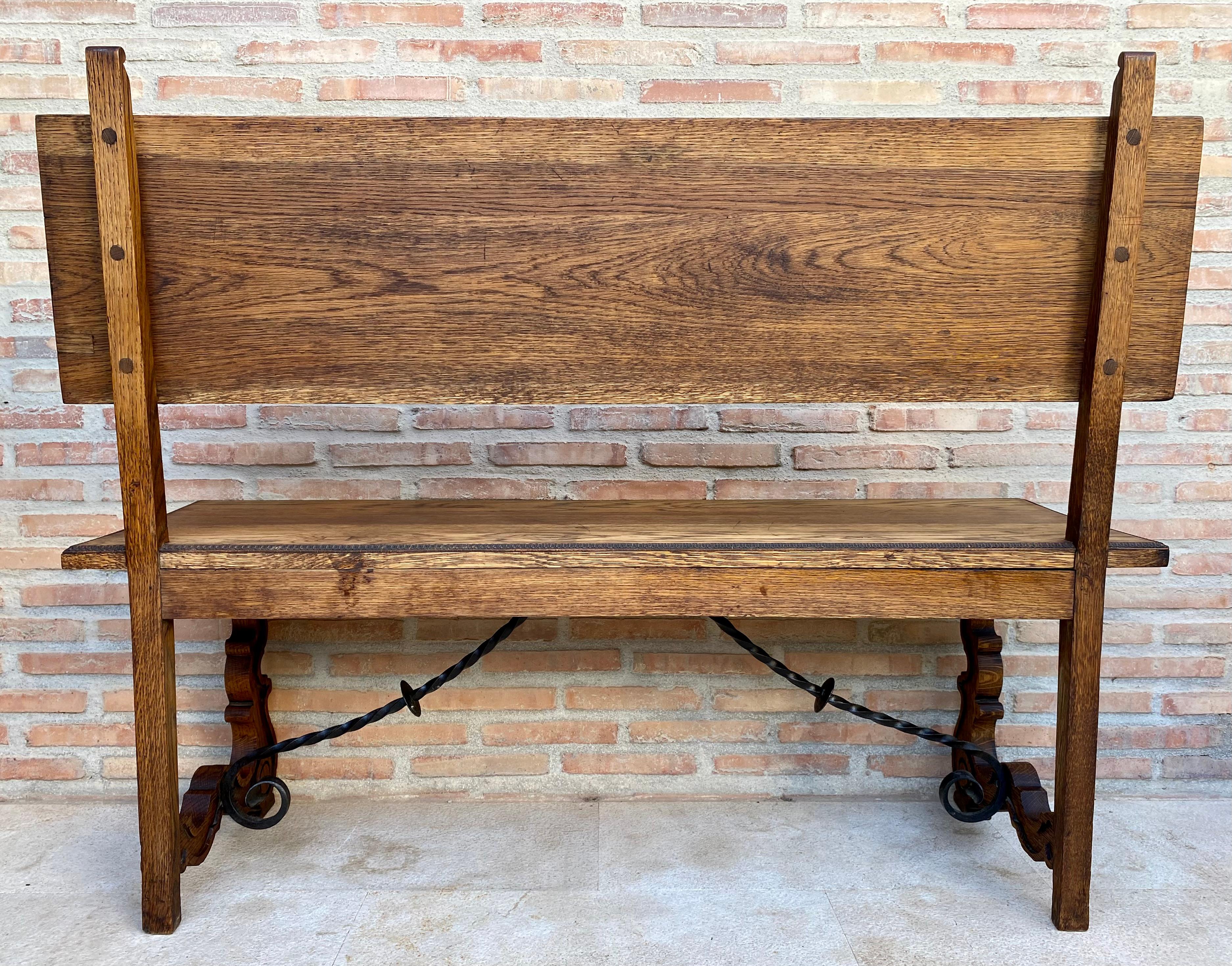 Spanish Renaissance Carved Oak Bench Banquette Escaño, 1890s For Sale 1