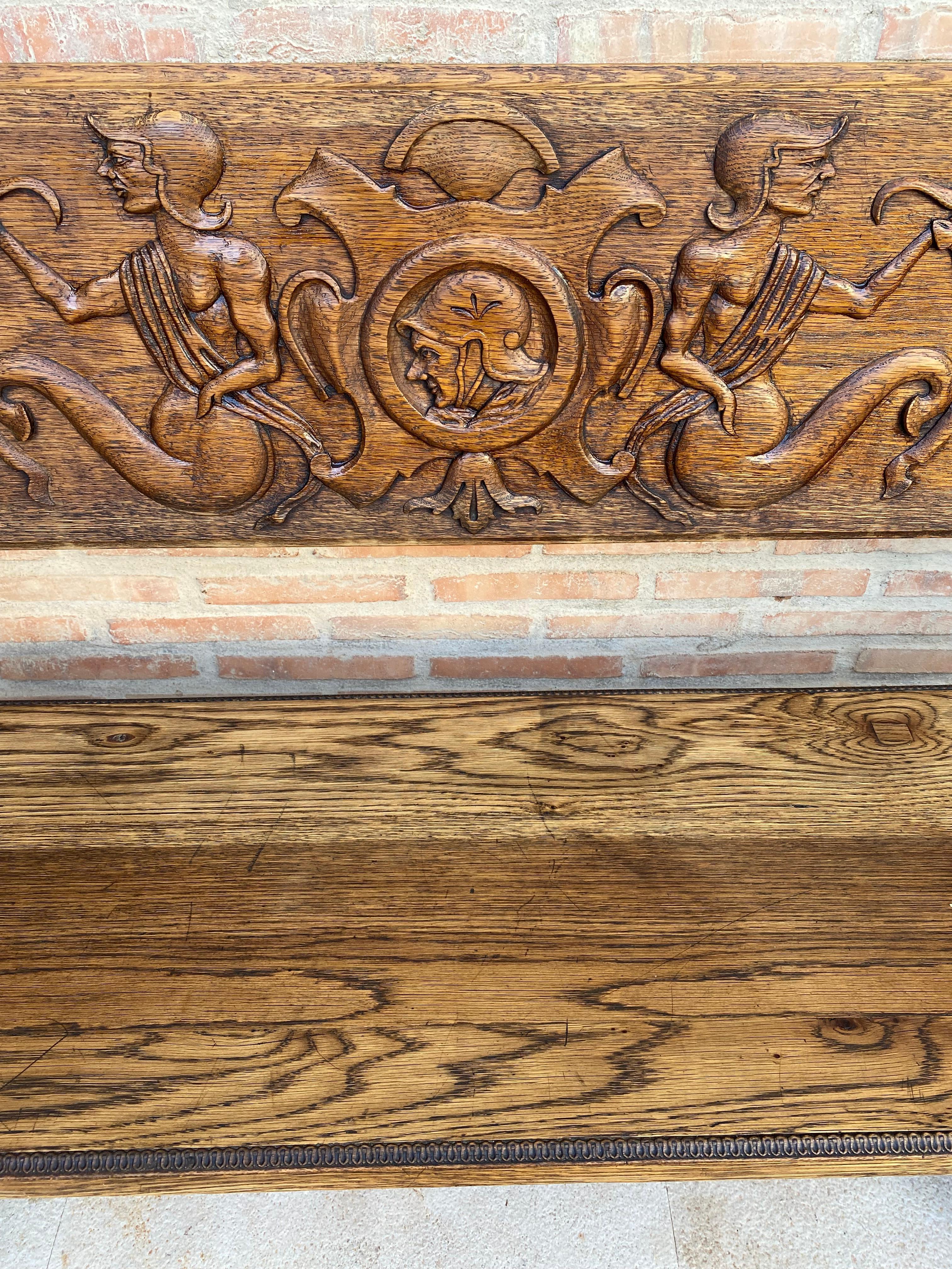 Spanish Renaissance Carved Oak Bench Banquette Escaño, 1890s For Sale 3