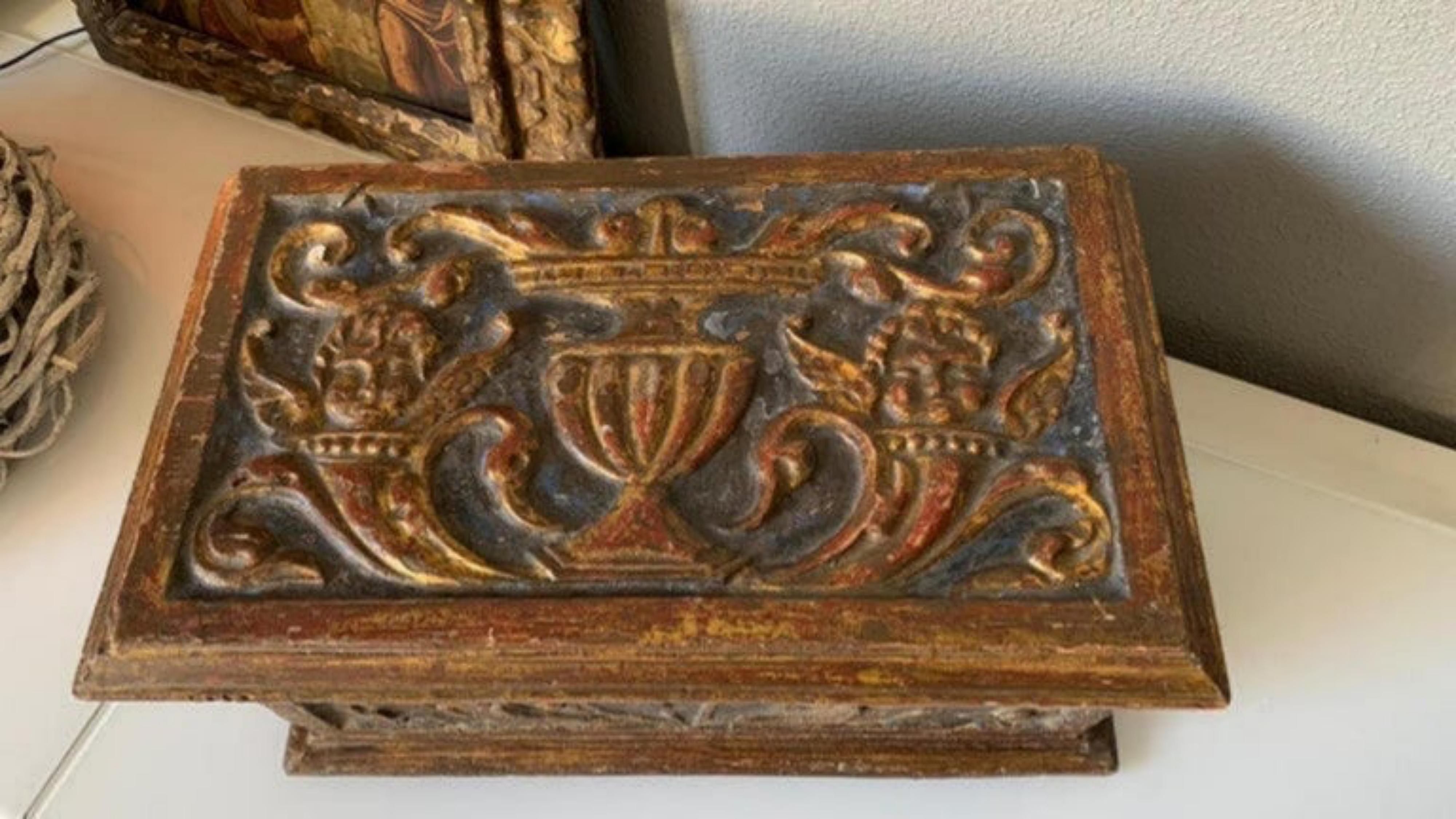 18th Century and Earlier Spanish Renaissance Casket of the 16th Century For Sale
